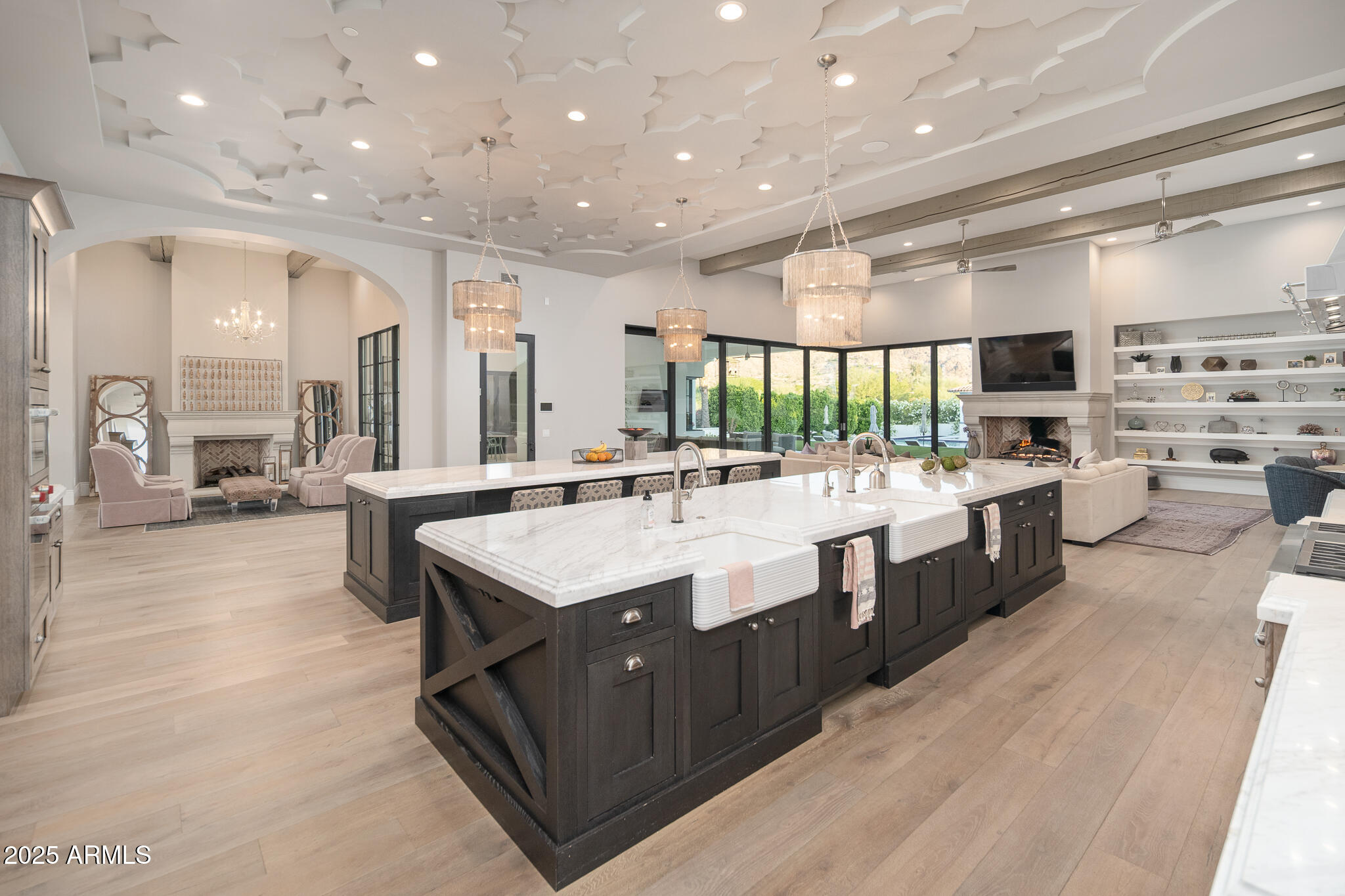 WEEKS ESTATES - Residential