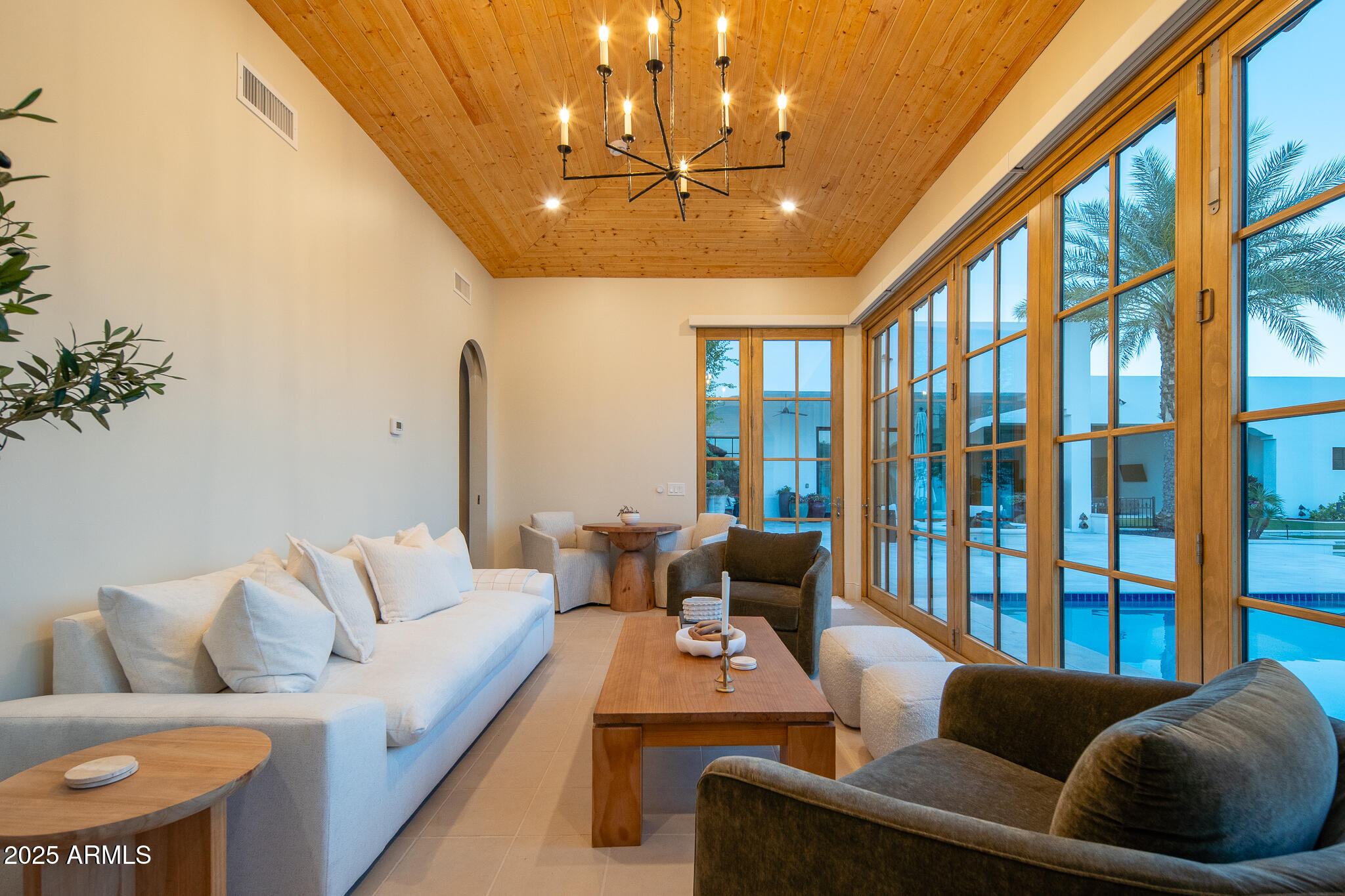 WEEKS ESTATES - Residential