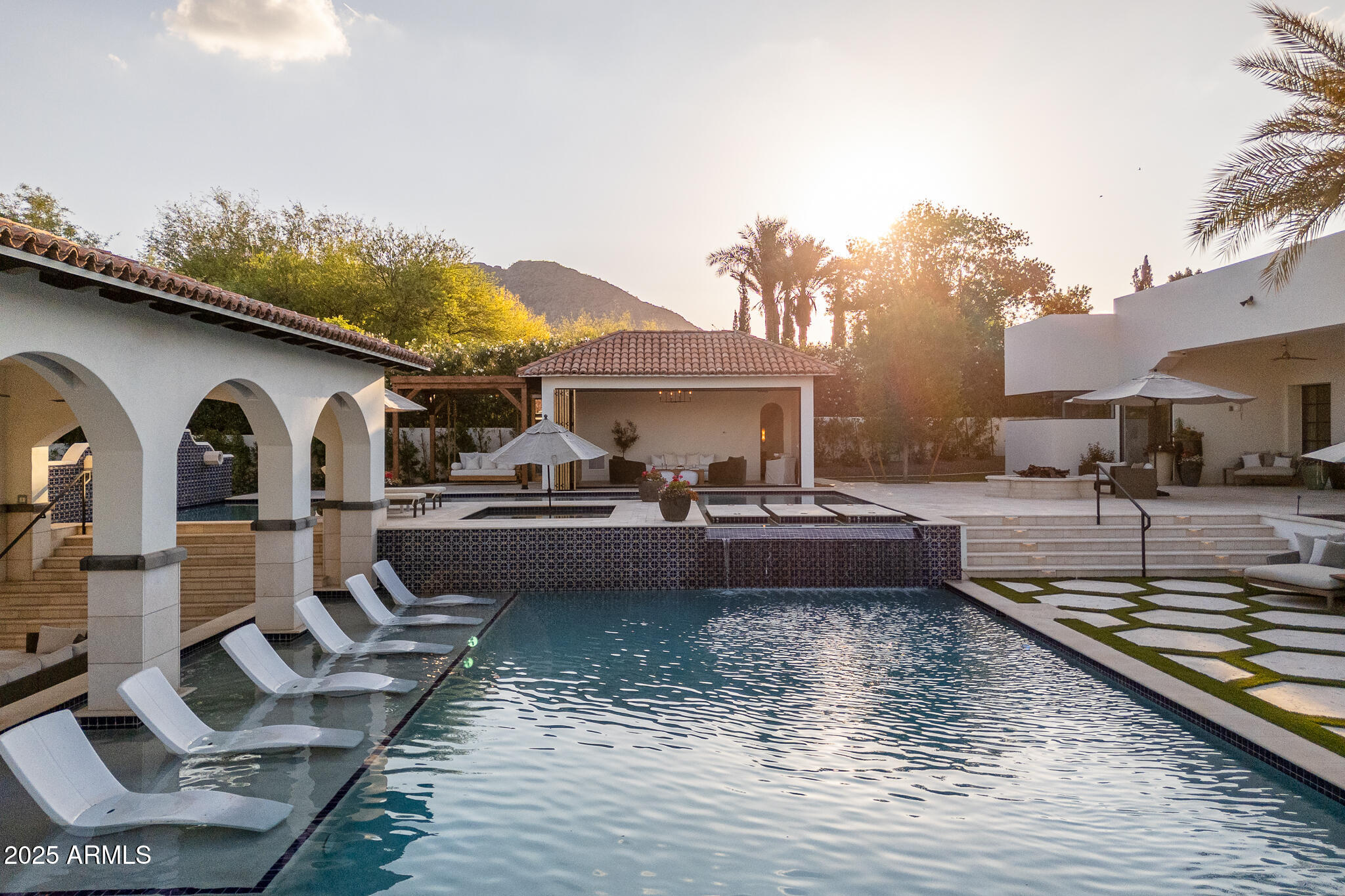 WEEKS ESTATES - Residential