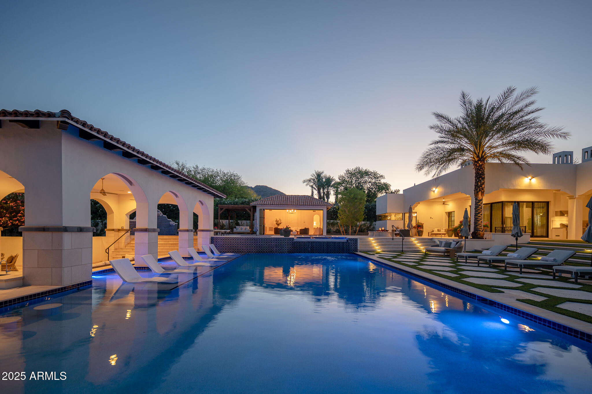 WEEKS ESTATES - Residential
