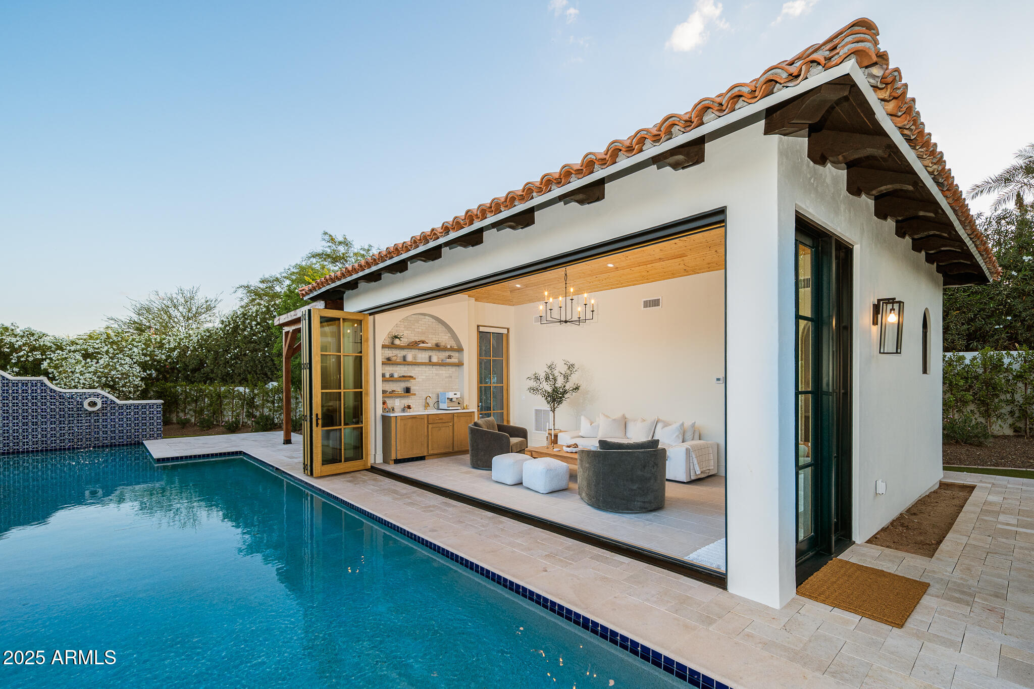 WEEKS ESTATES - Residential
