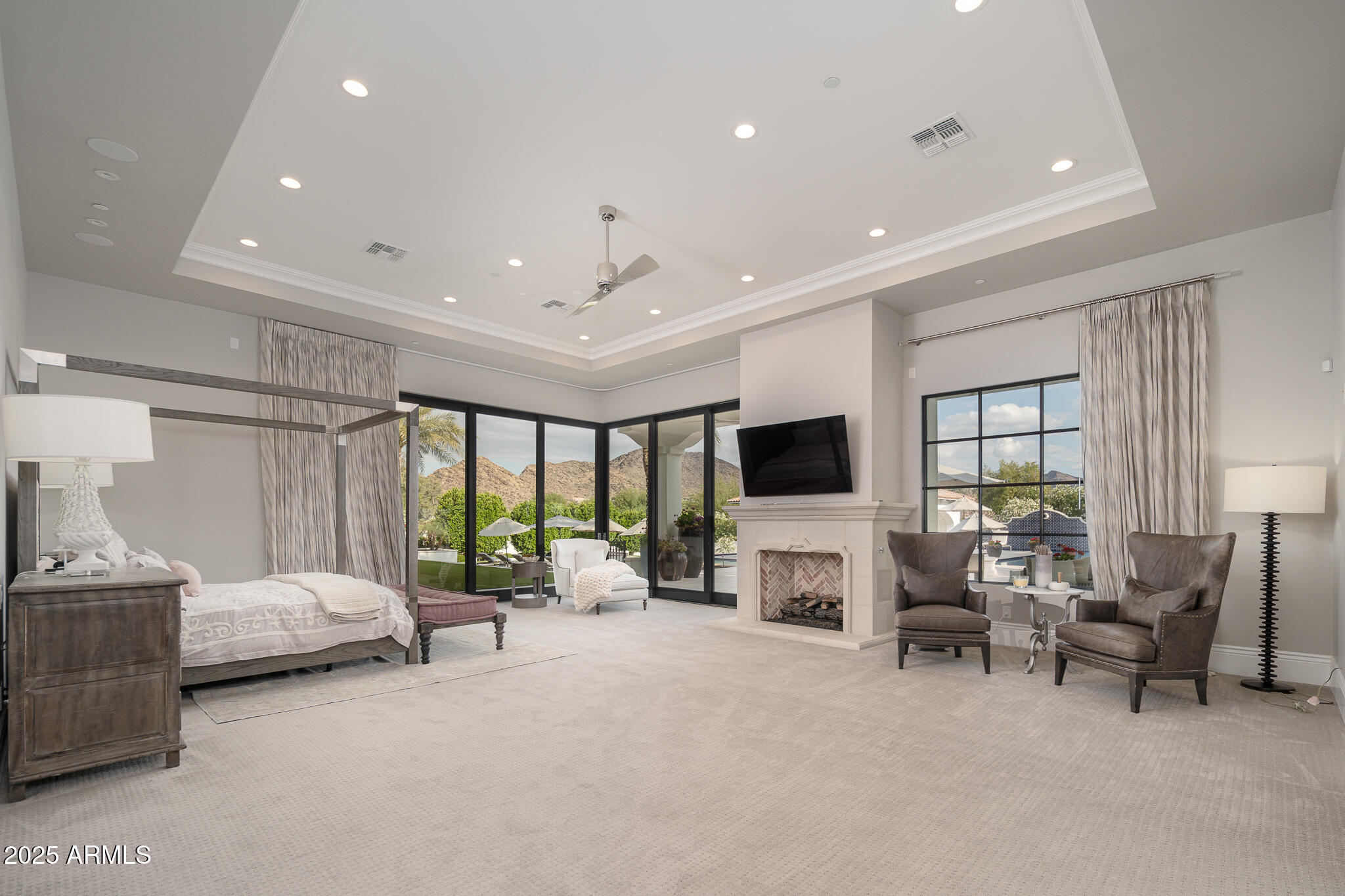 WEEKS ESTATES - Residential