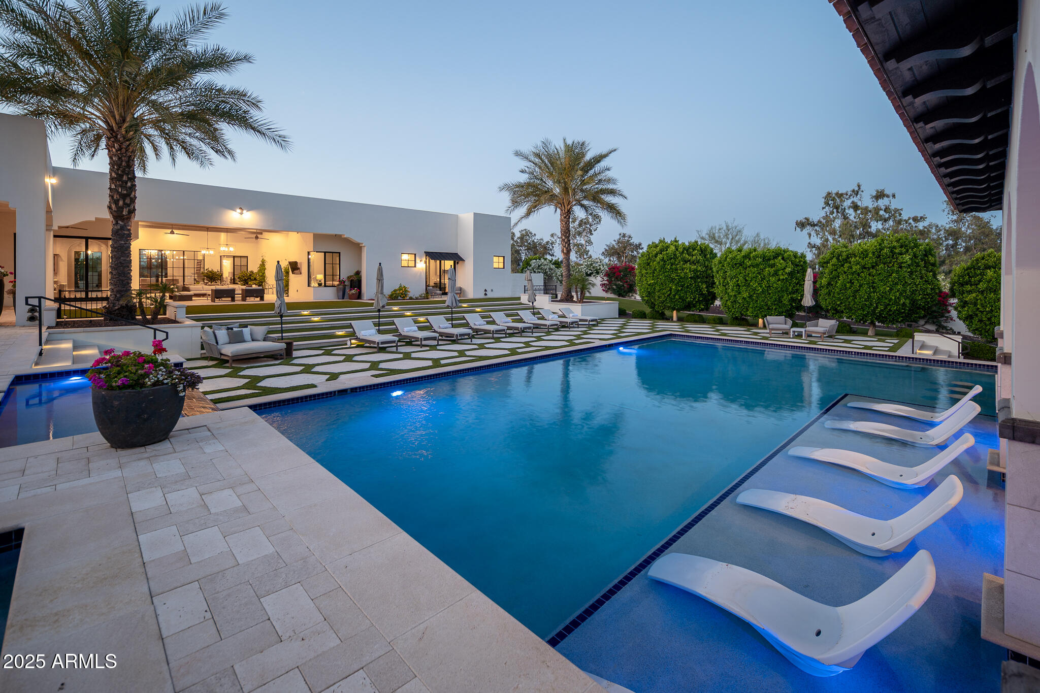 WEEKS ESTATES - Residential