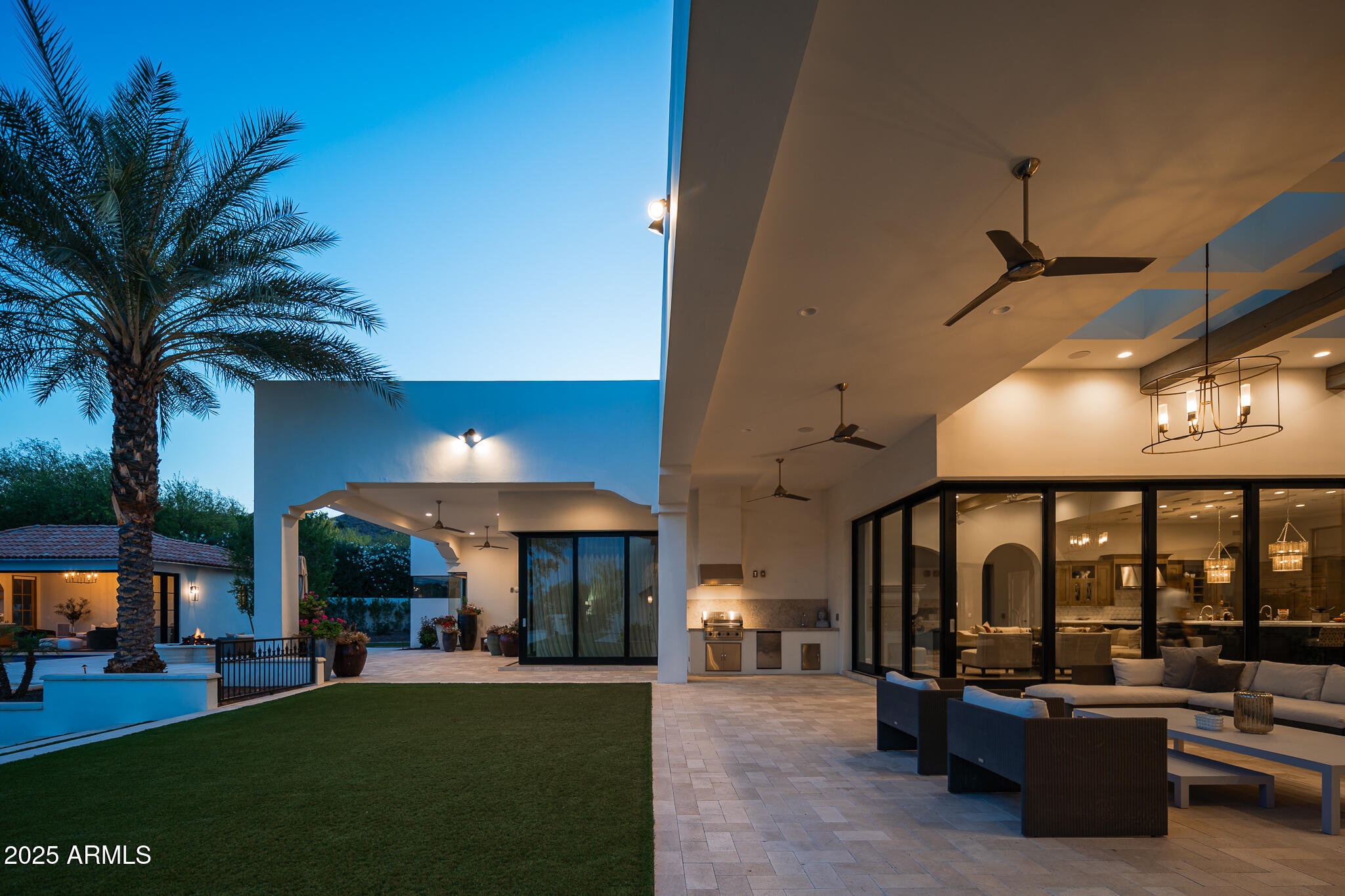 WEEKS ESTATES - Residential