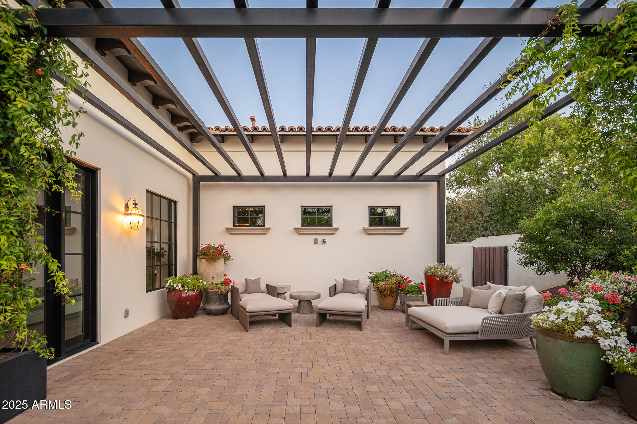 WEEKS ESTATES - Residential