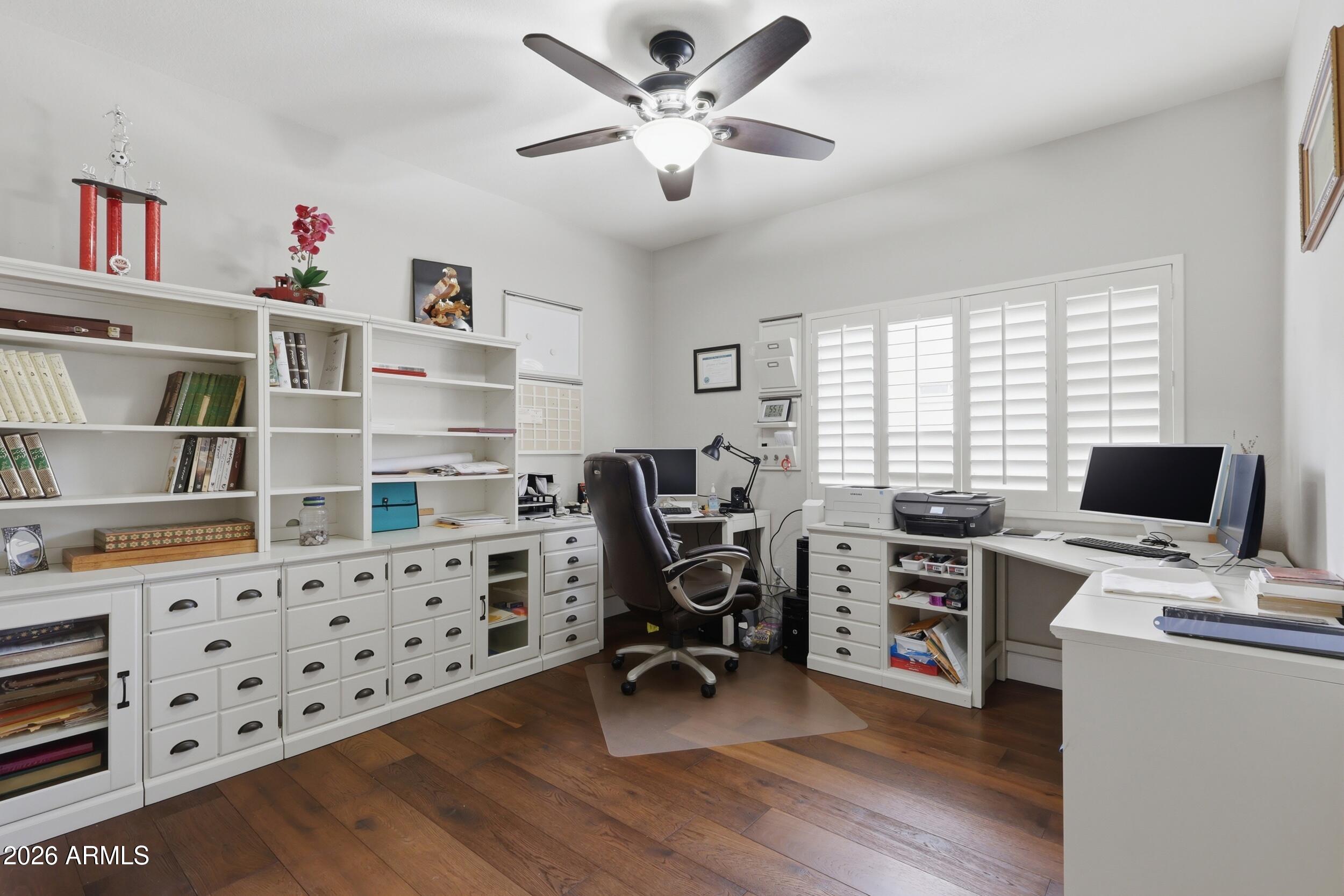 TATUM SQUARE - Residential