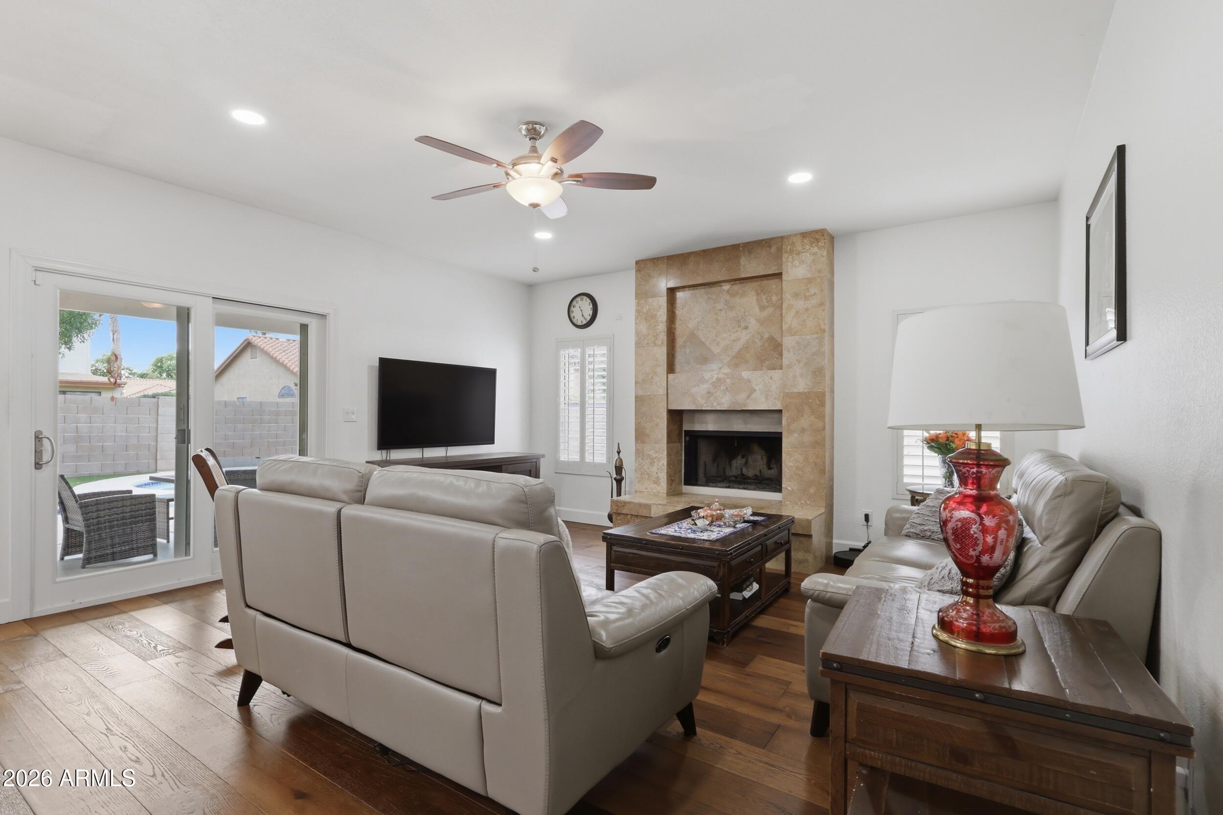 TATUM SQUARE - Residential