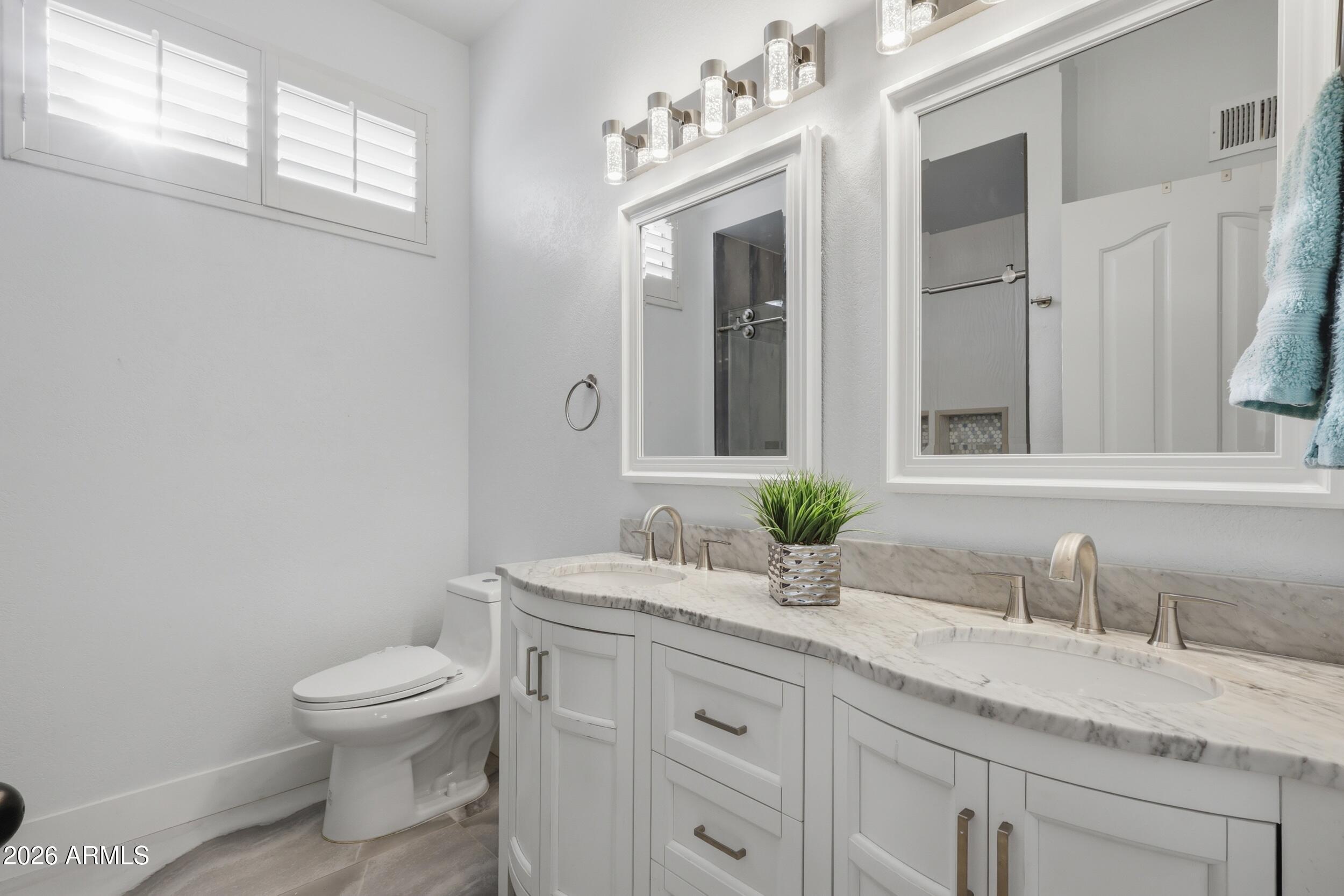 TATUM SQUARE - Residential
