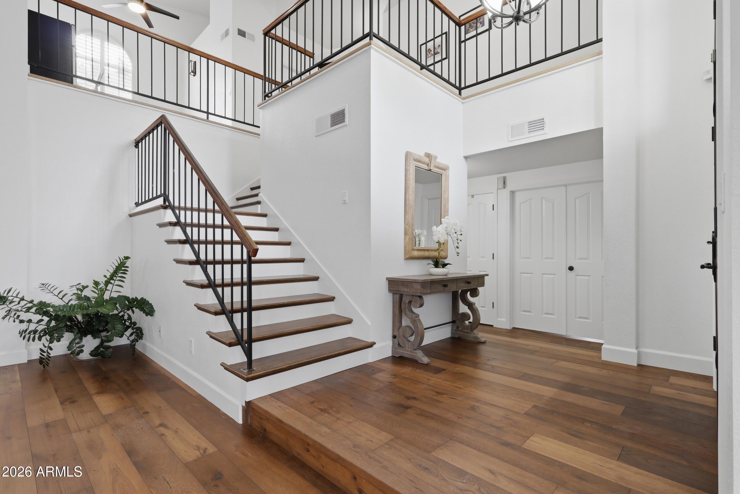TATUM SQUARE - Residential