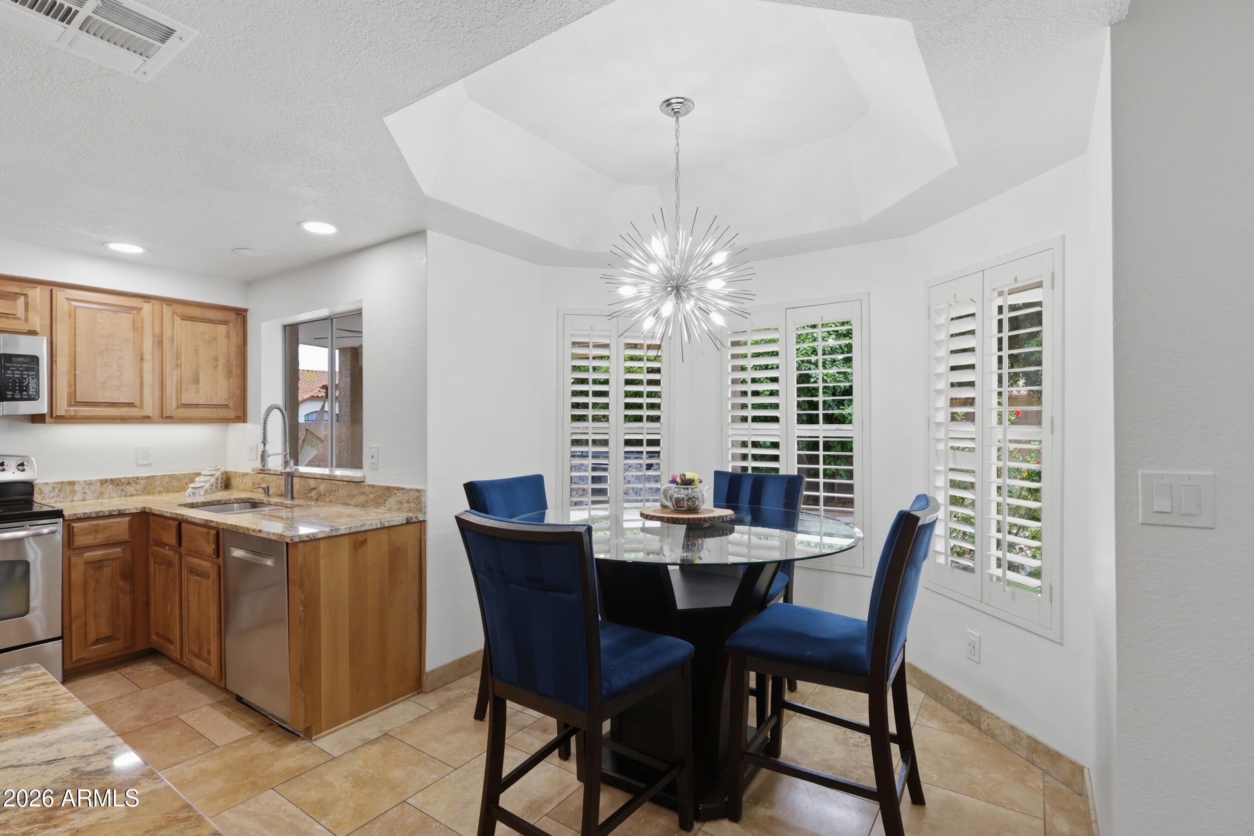 TATUM SQUARE - Residential