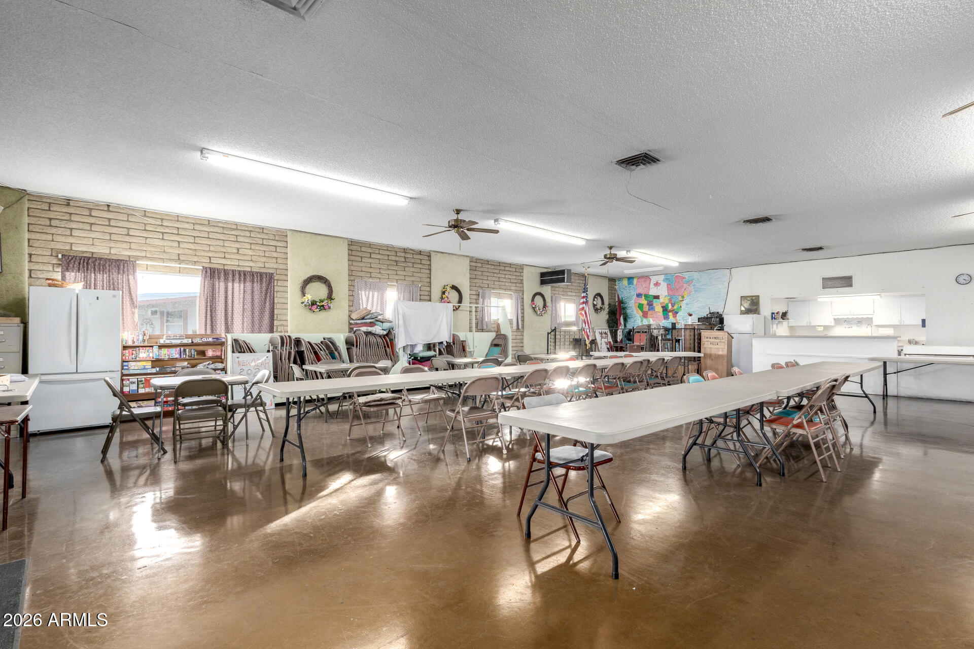 Twin Knolls Mobile Home Villa - Residential