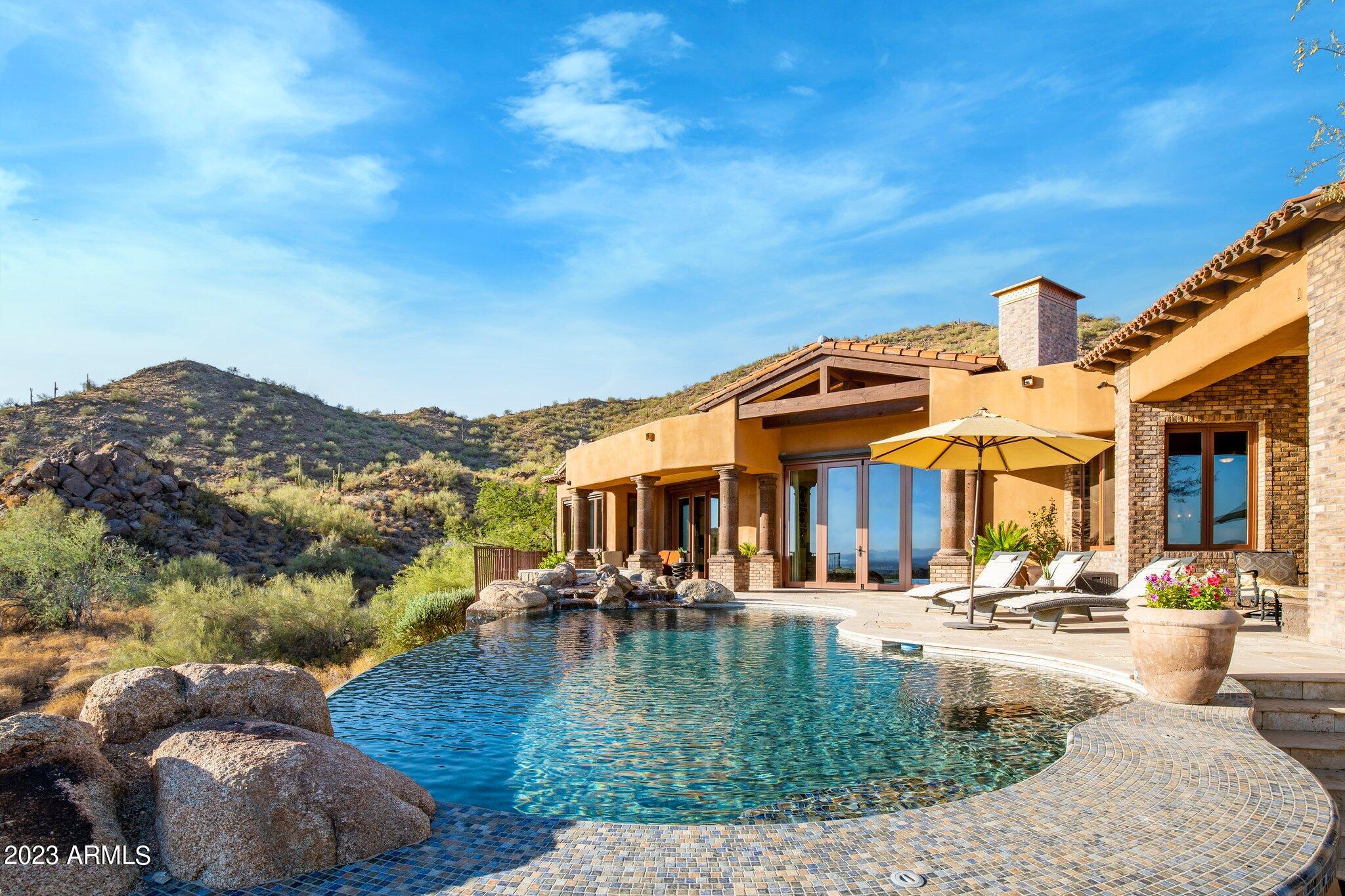 Las Sendas - Residential