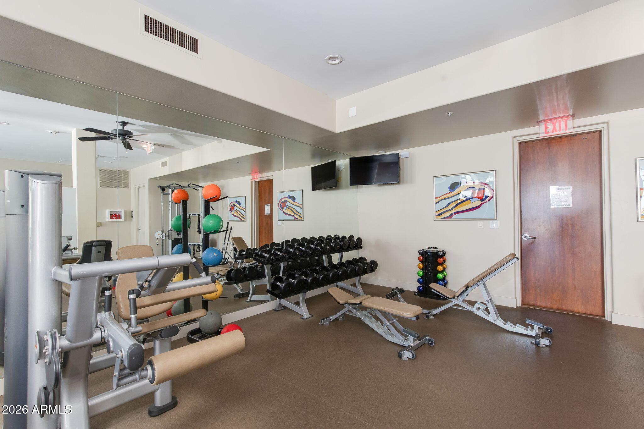 FAIRWAY LODGE AT THE BILTMORE CONDOMINIUM AMD - Residential