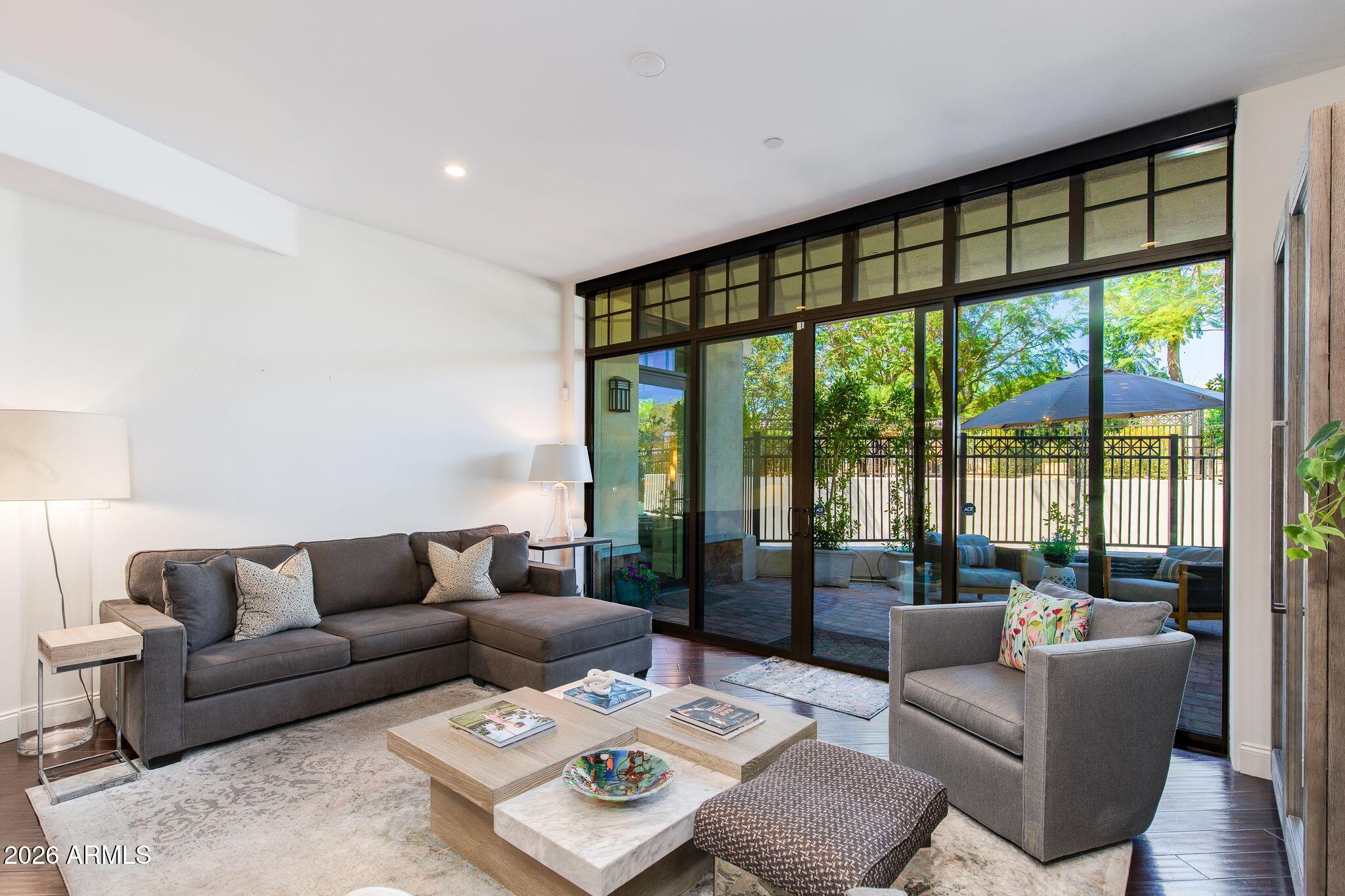 FAIRWAY LODGE AT THE BILTMORE CONDOMINIUM AMD - Residential