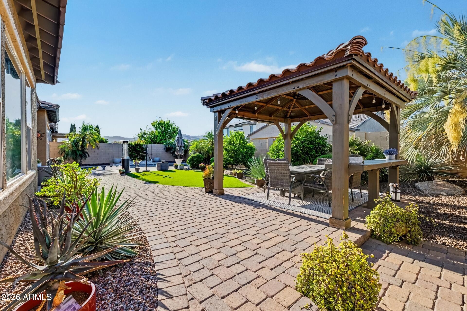 JACKRABBIT ESTATES - Residential