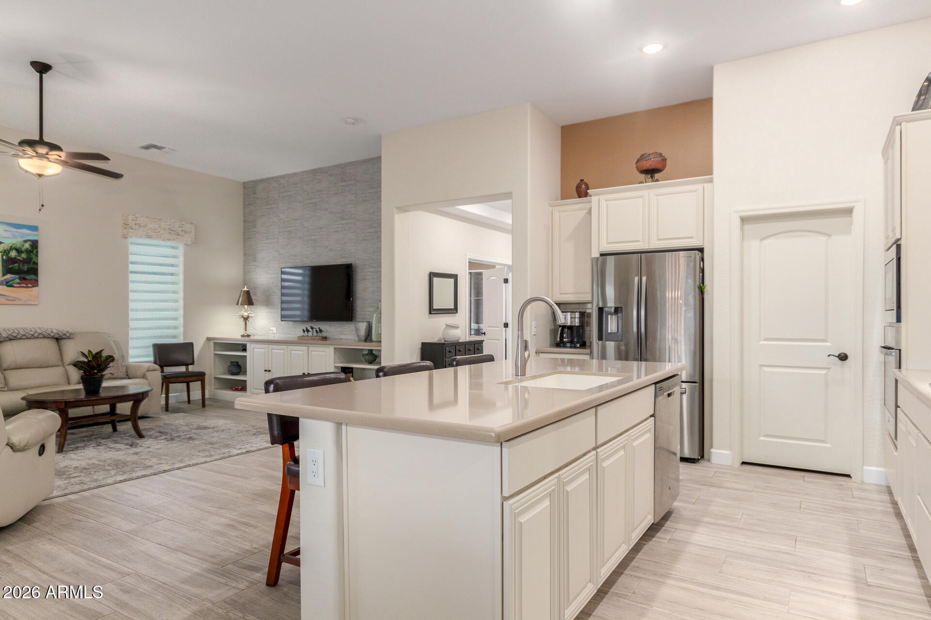 ROBSON RANCH-ARIZONA UNIT TWENTY-FOUR 2013044929 - Residential