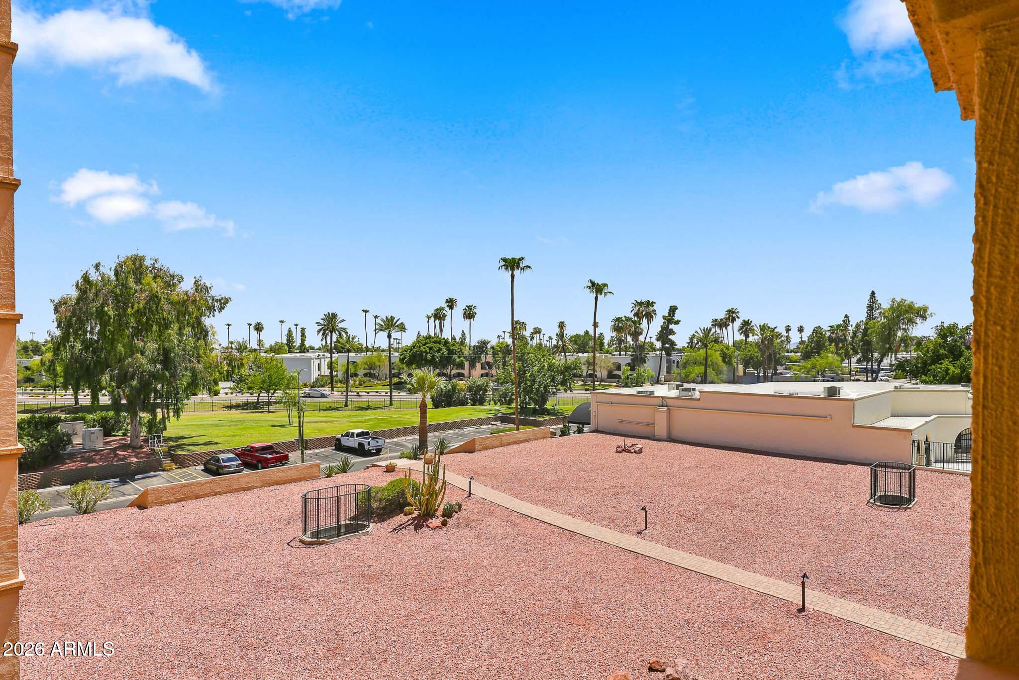 SCOTTSDALE SHADOWS 1 - Residential
