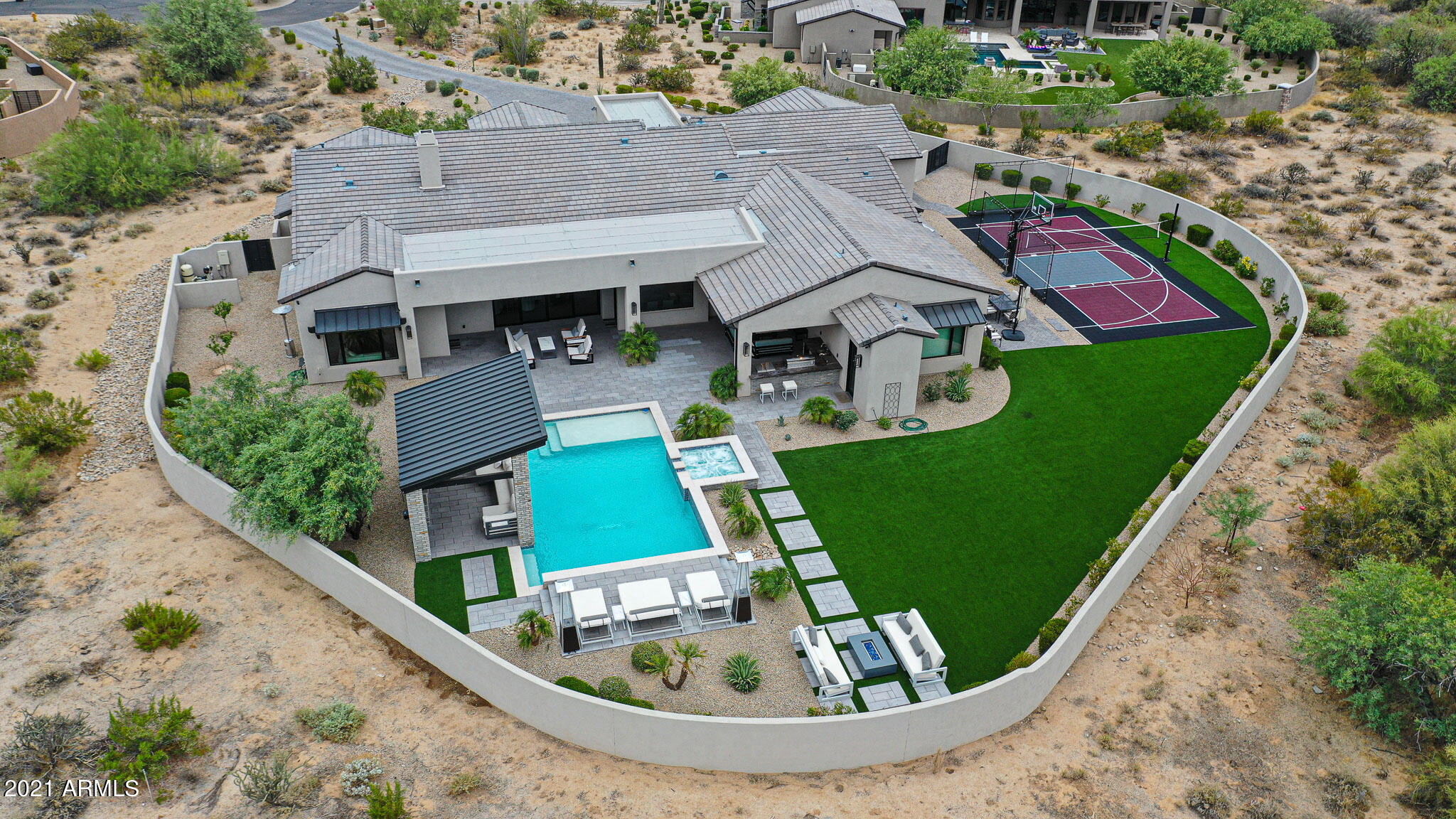 PINNACLE PEAK PLACE - Residential