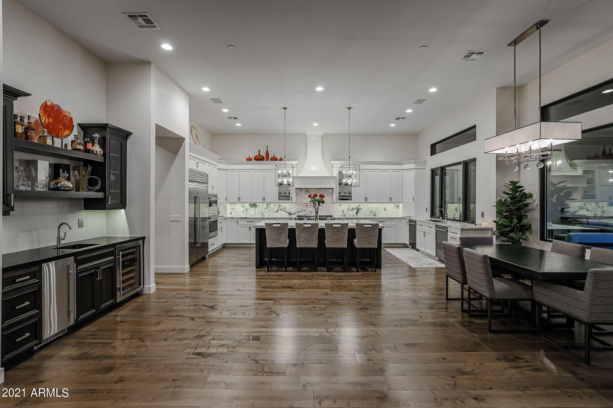 PINNACLE PEAK PLACE - Residential