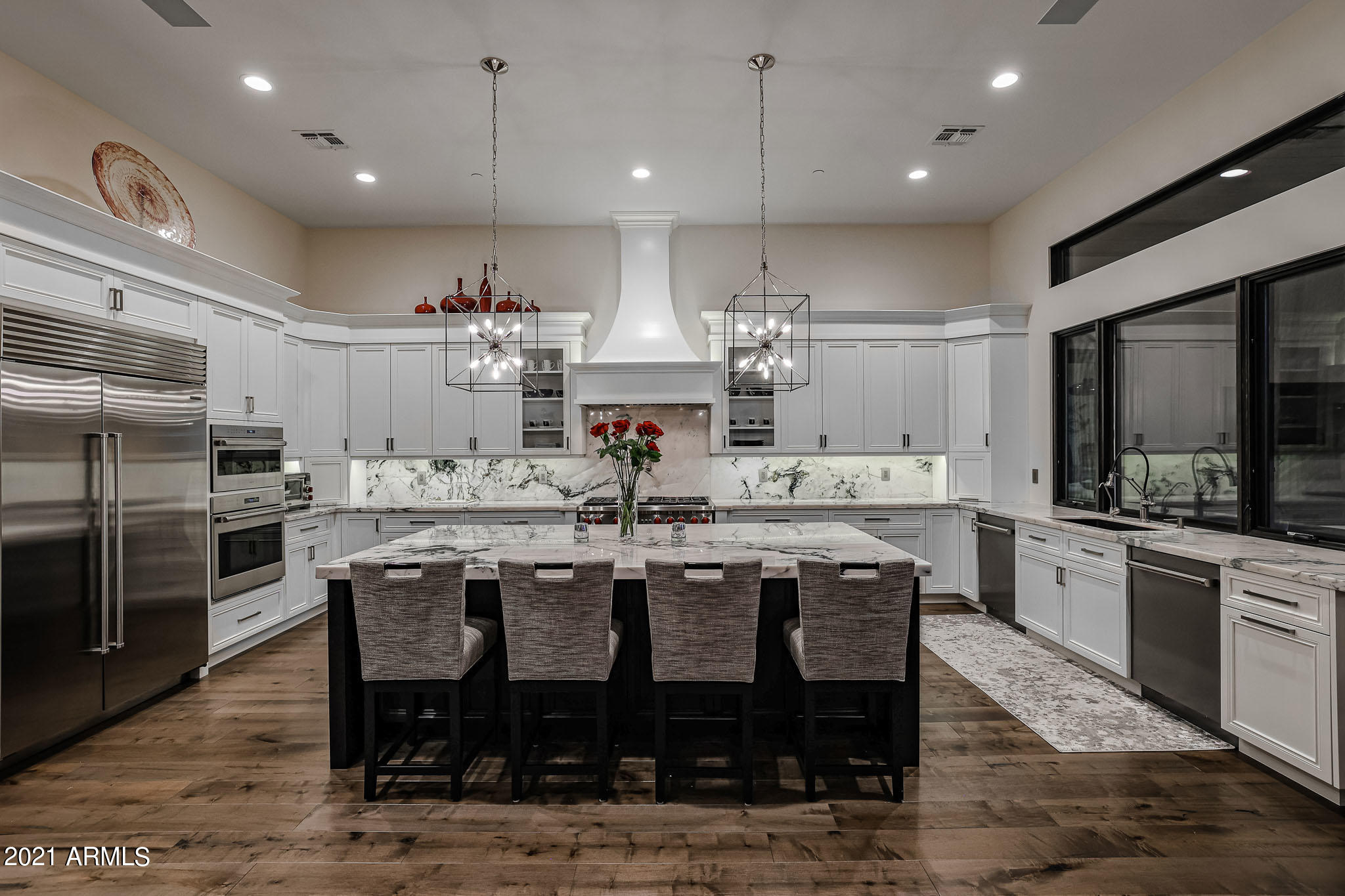 PINNACLE PEAK PLACE - Residential