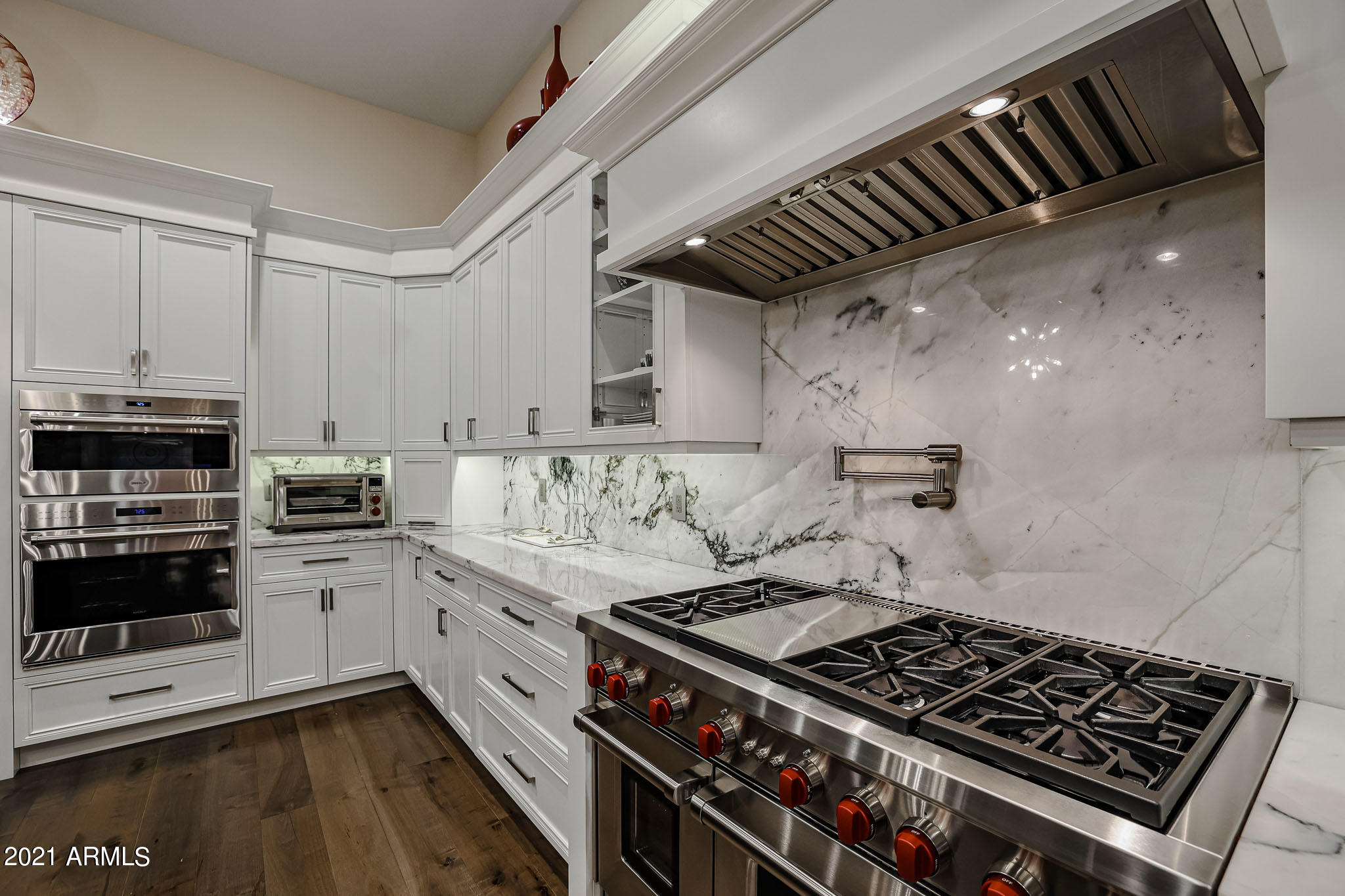 PINNACLE PEAK PLACE - Residential