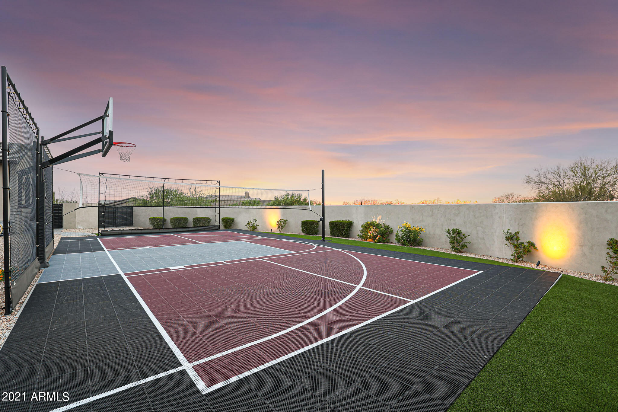 PINNACLE PEAK PLACE - Residential