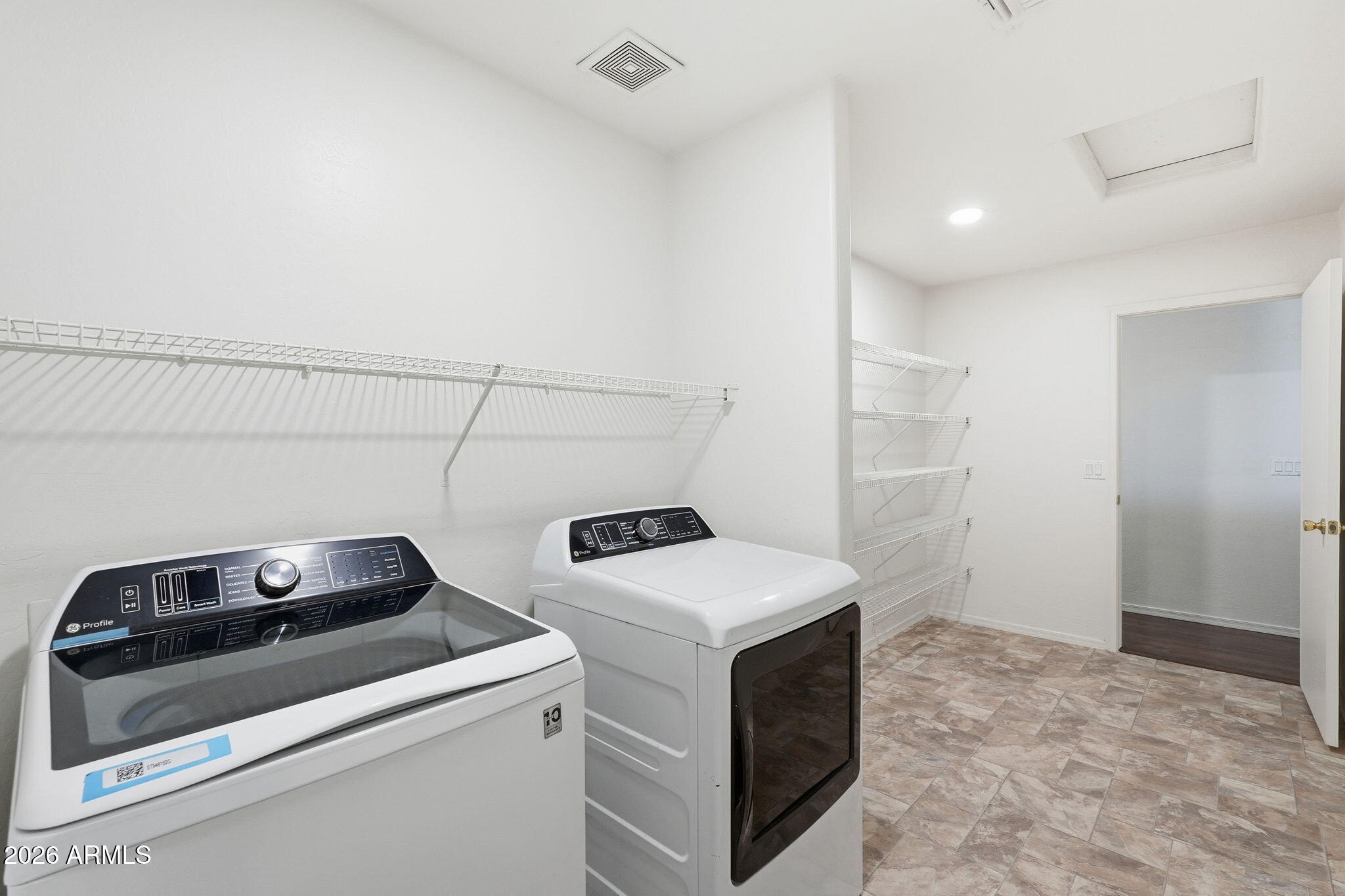 EAGLE BLUFF 2 - Residential