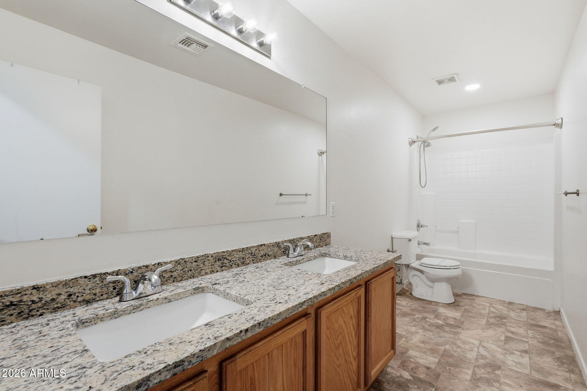EAGLE BLUFF 2 - Residential