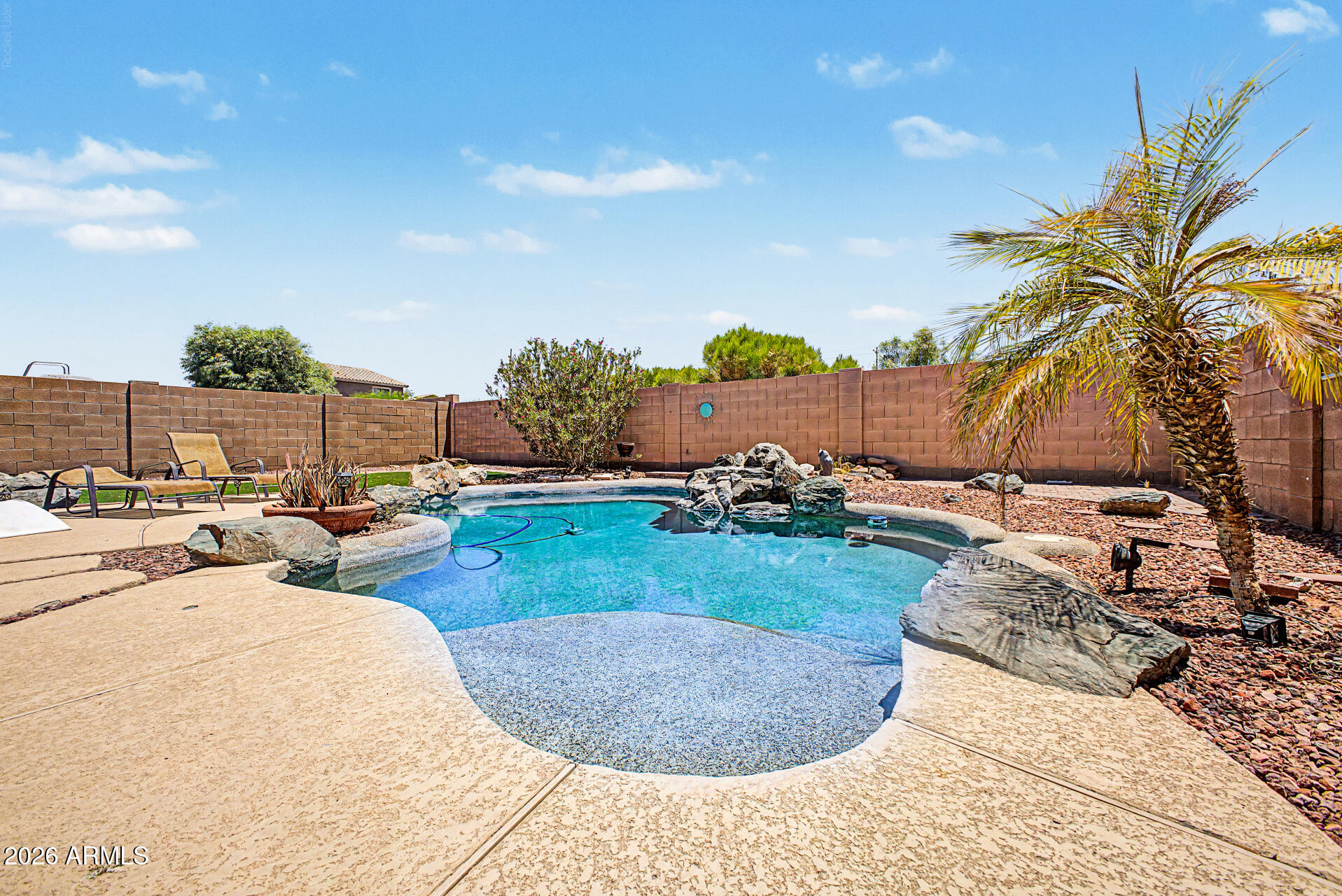 SUNSET POINT - Residential