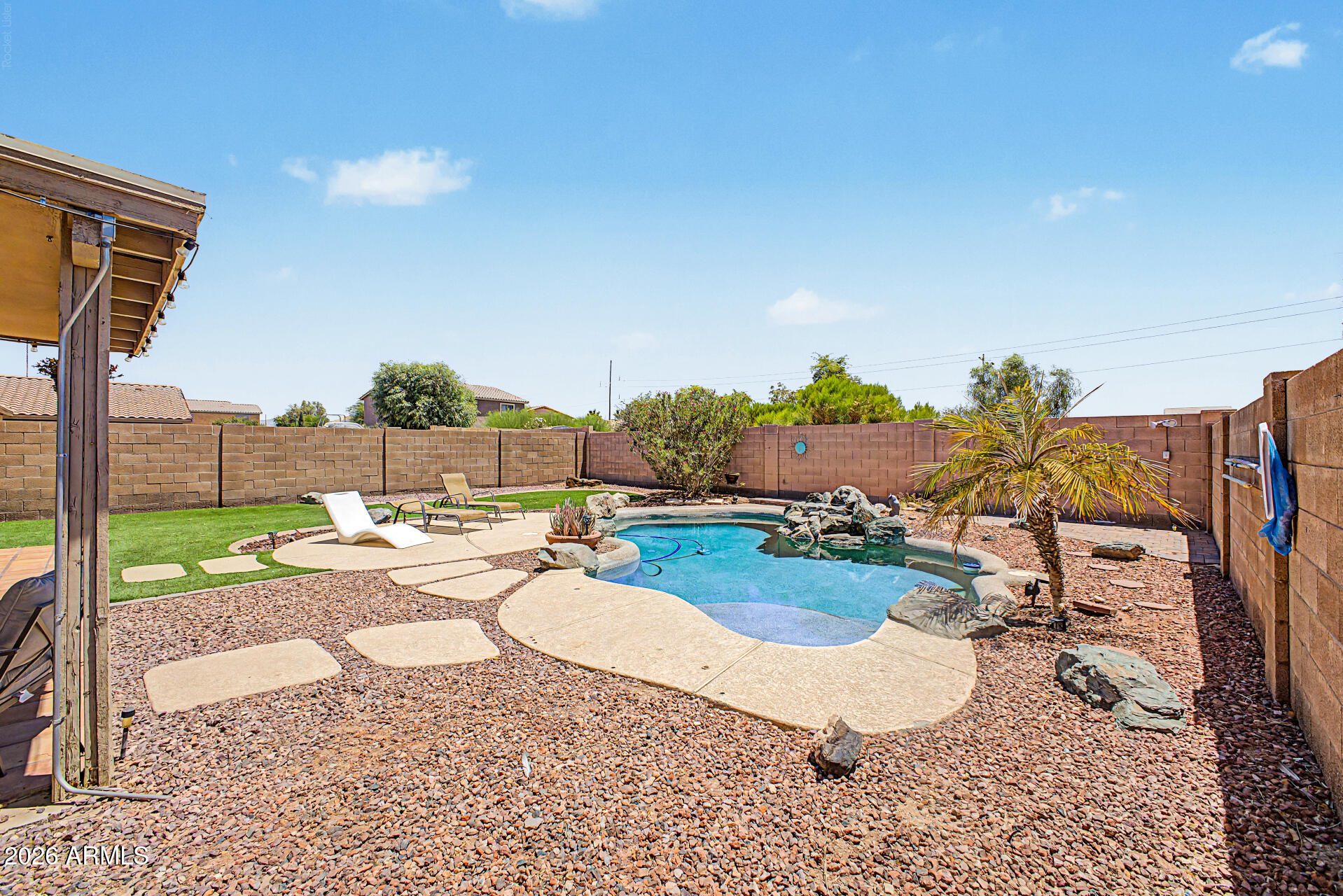 SUNSET POINT - Residential