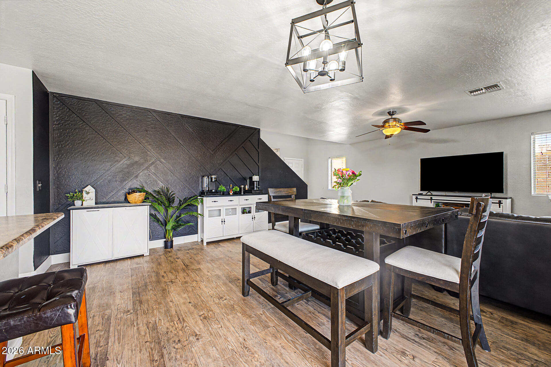 SUNSET POINT - Residential