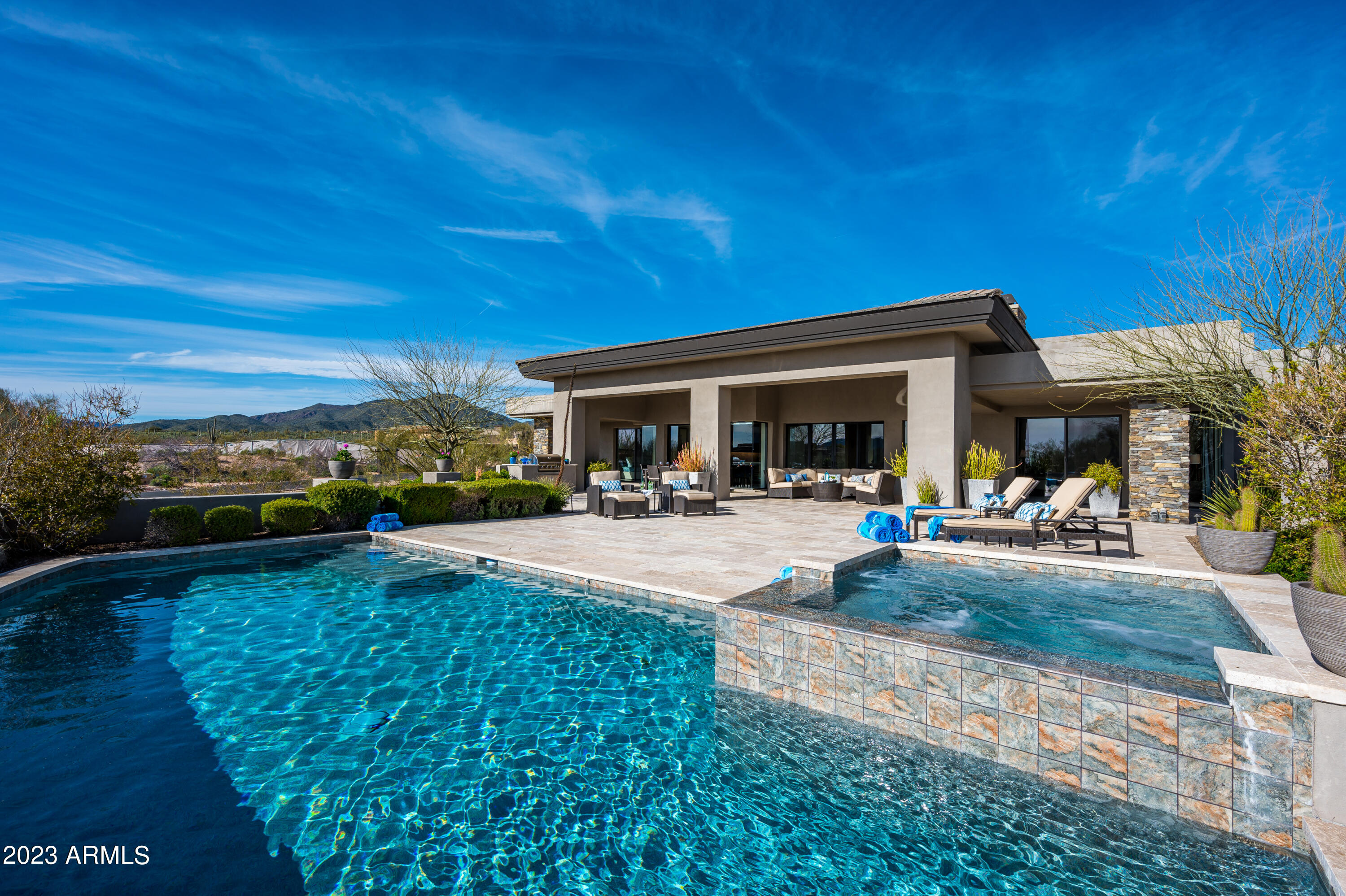 DESERT MOUNTAIN - Residential