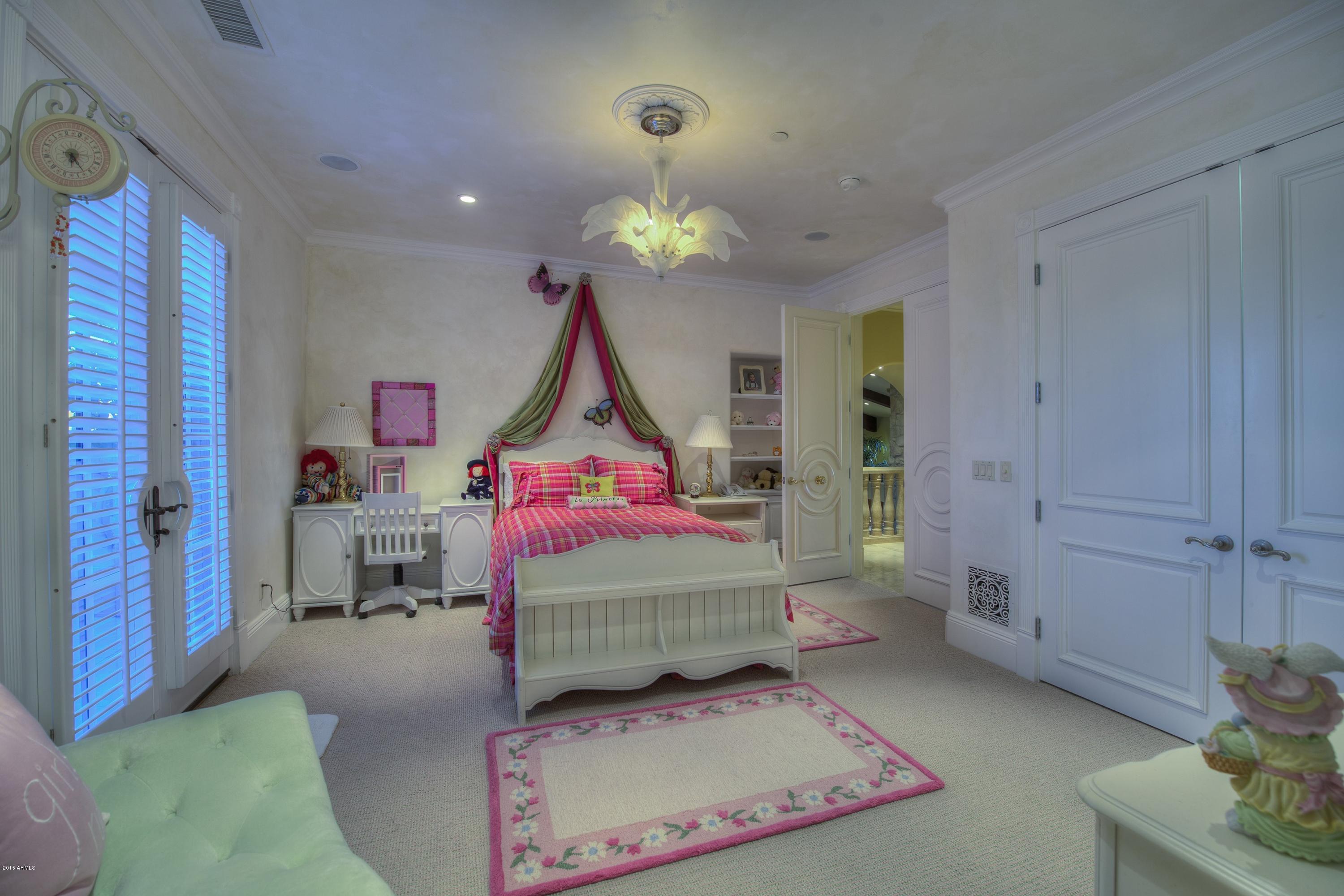 Merit Crossing - Residential