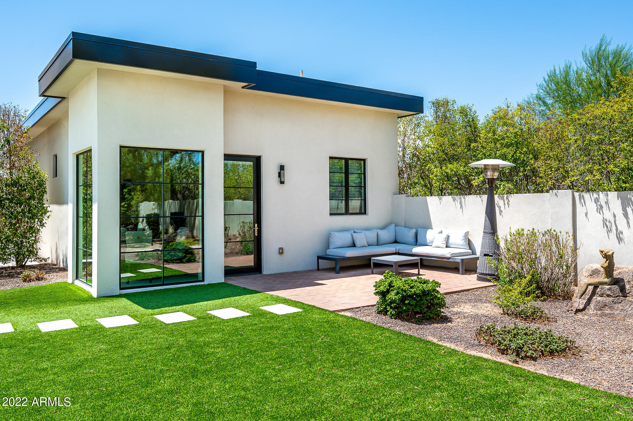 BRUCEHELEN'S BRIGADOON - Residential