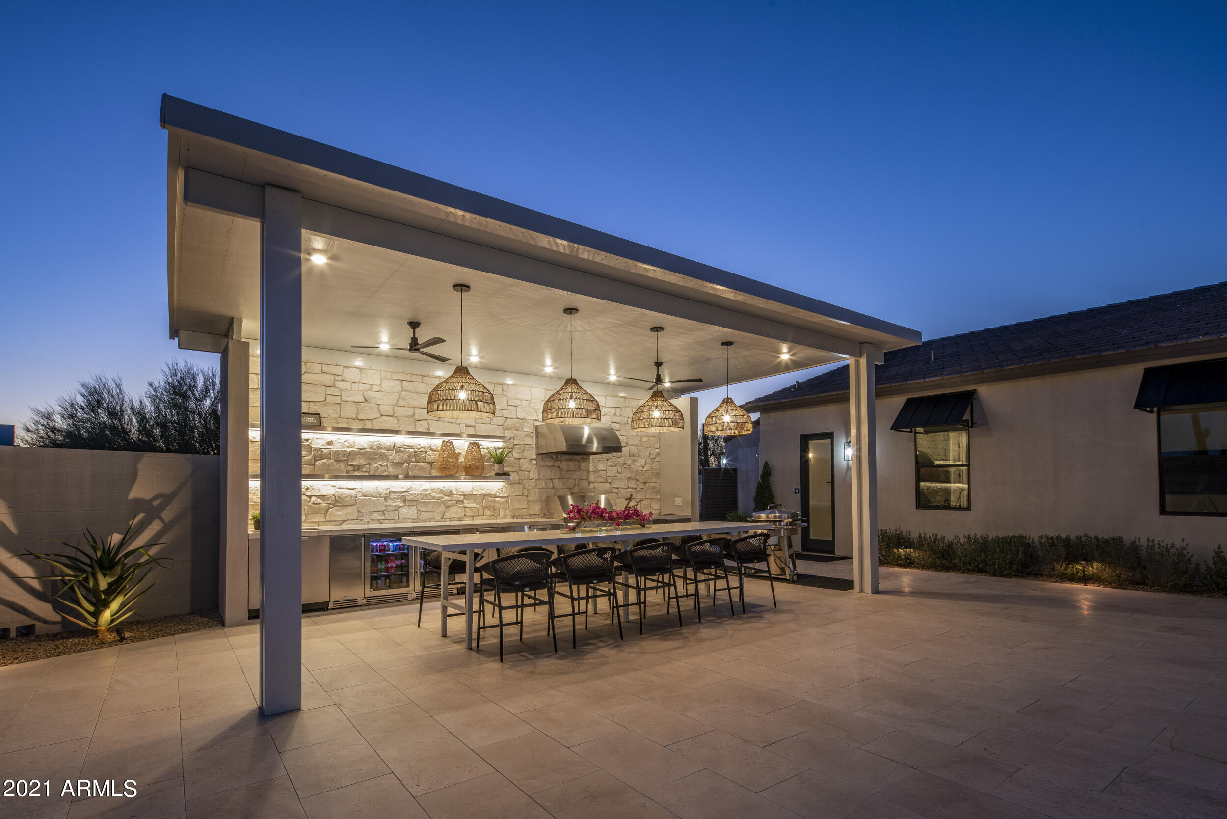 PINNACLE PEAK ESTATES - Residential