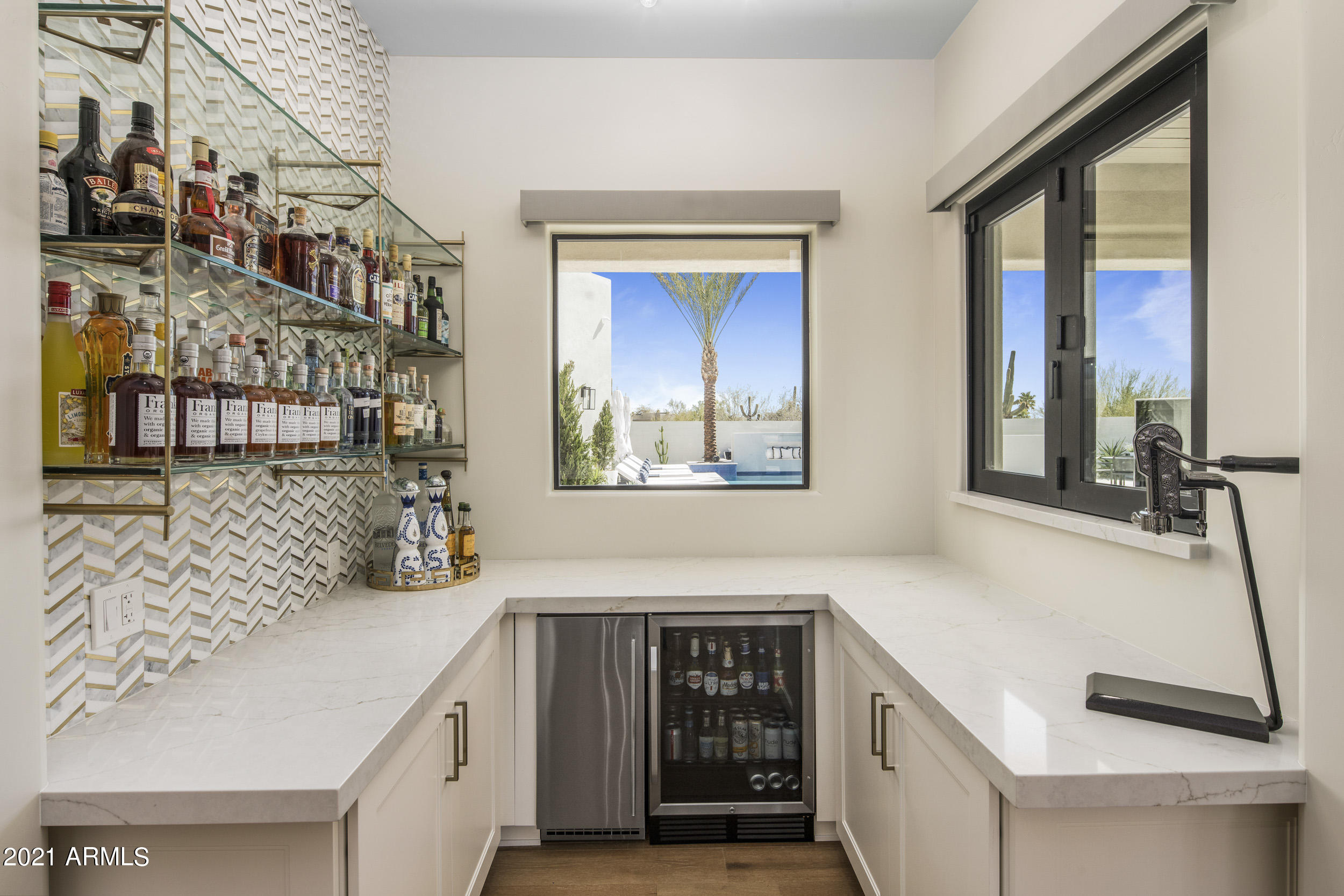 PINNACLE PEAK ESTATES - Residential