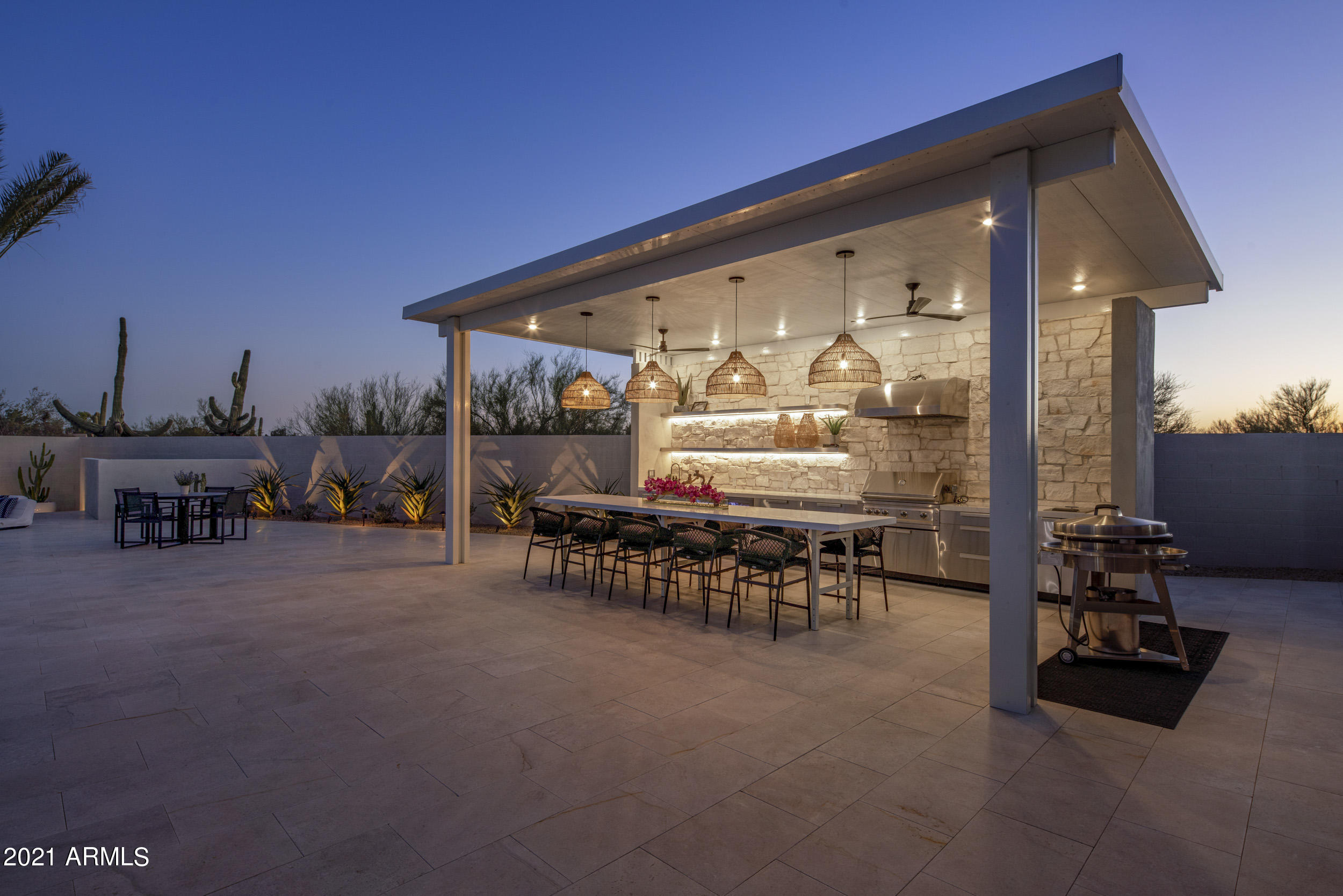 PINNACLE PEAK ESTATES - Residential