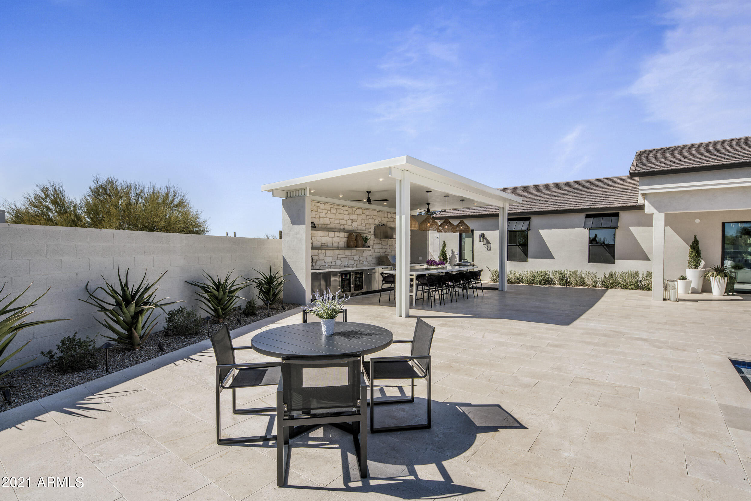 PINNACLE PEAK ESTATES - Residential
