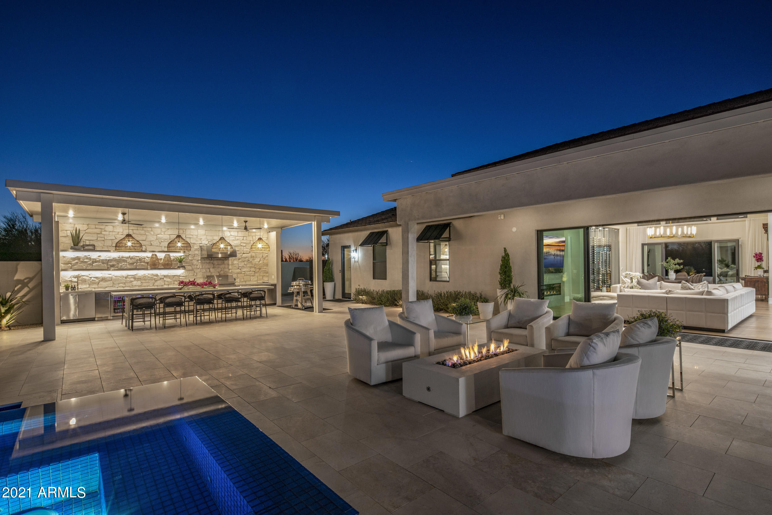 PINNACLE PEAK ESTATES - Residential