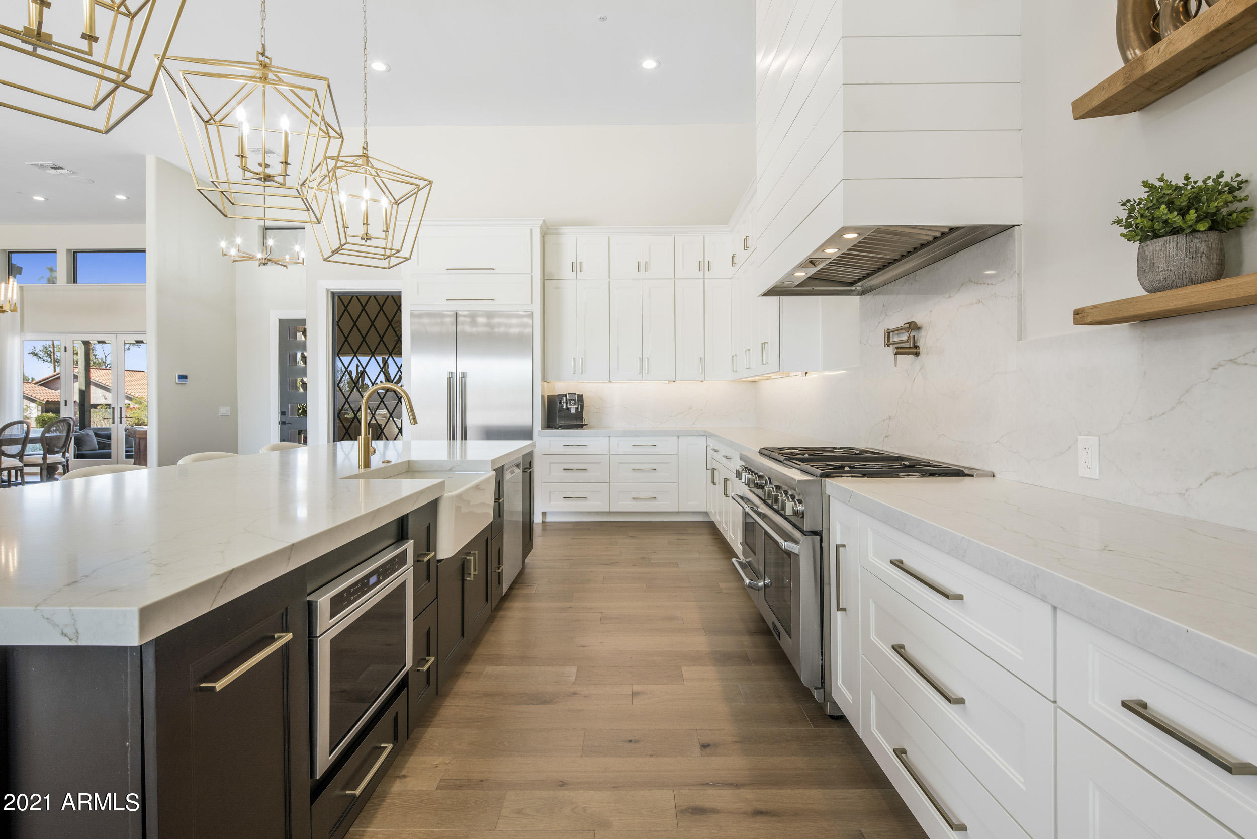 PINNACLE PEAK ESTATES - Residential