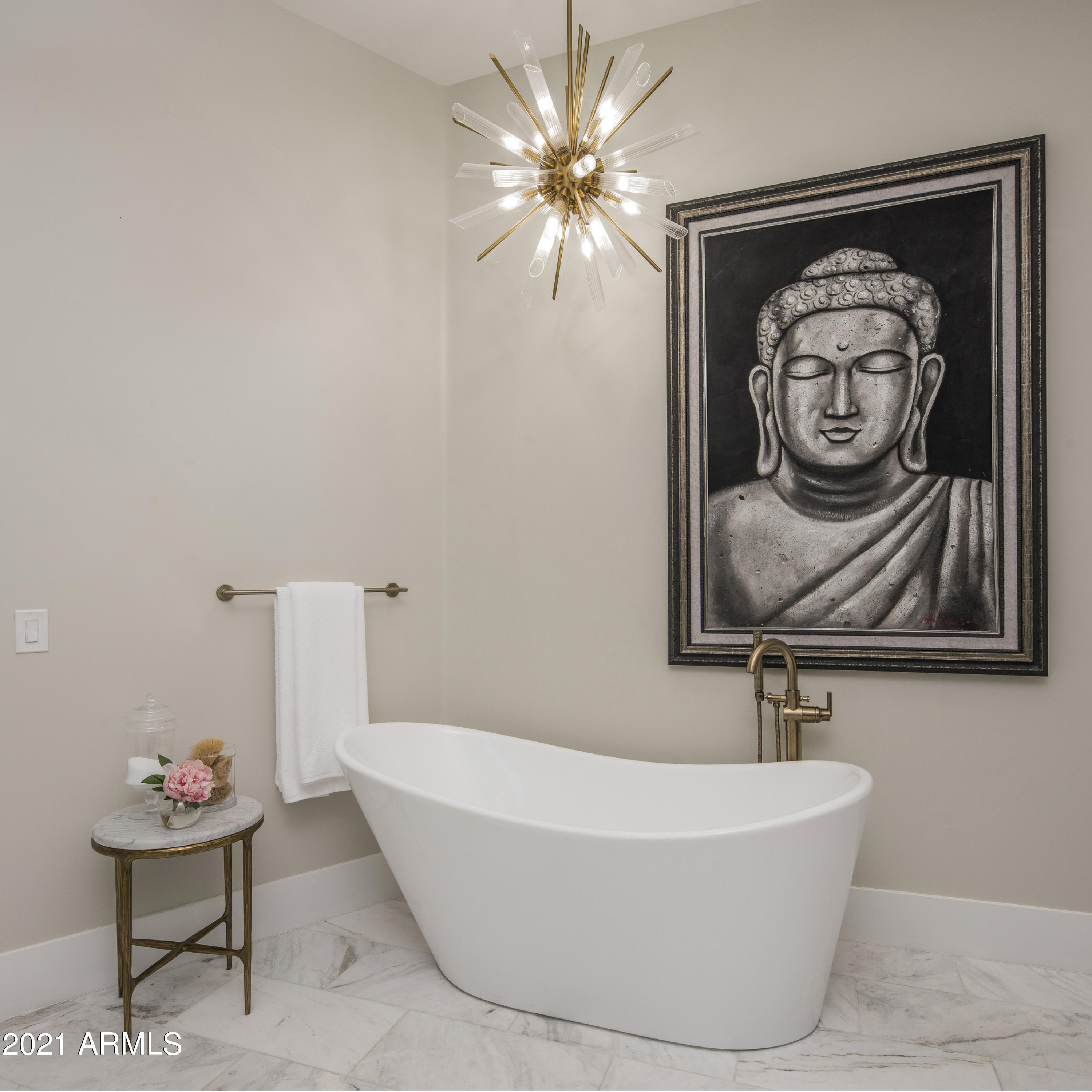 PINNACLE PEAK ESTATES - Residential