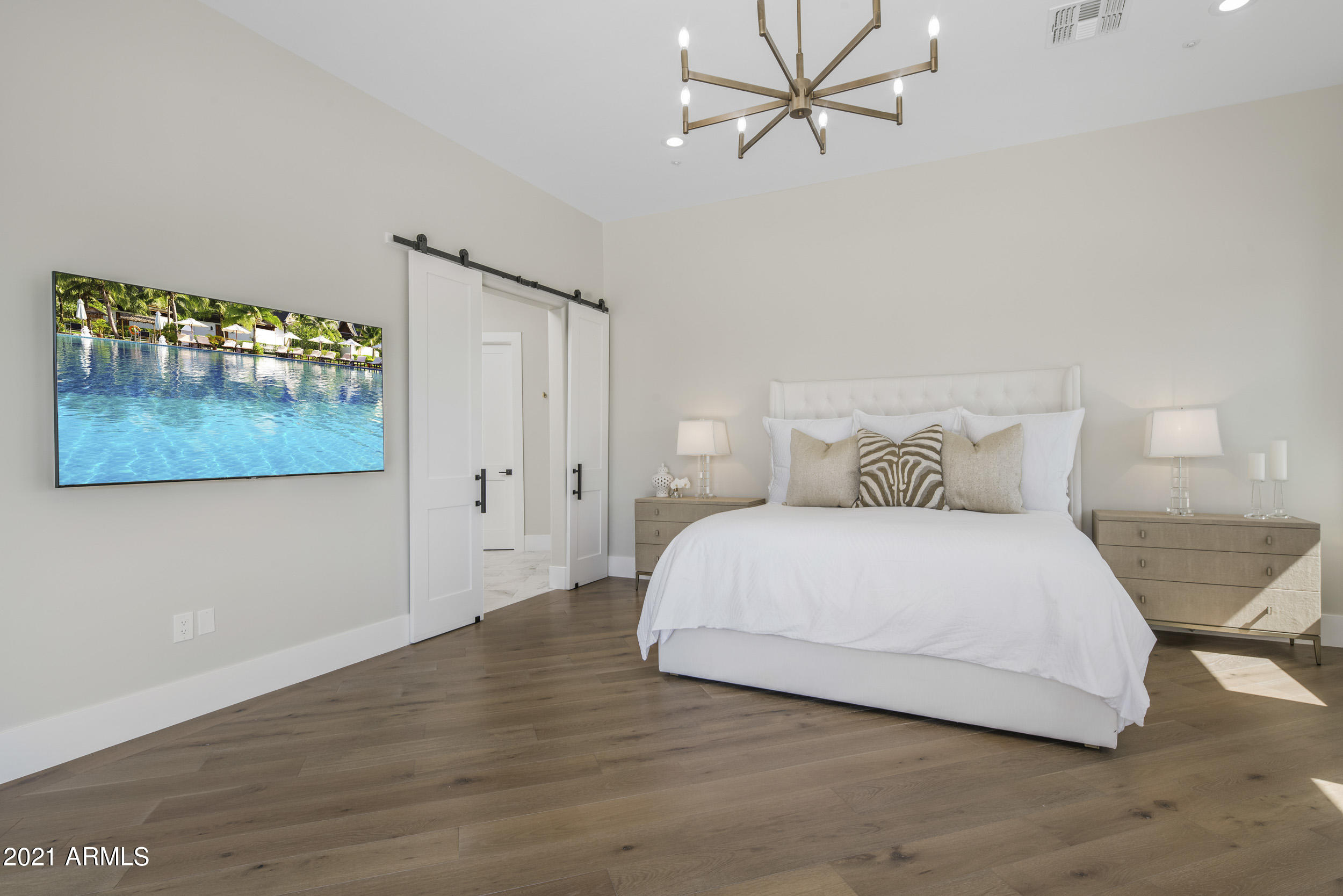 PINNACLE PEAK ESTATES - Residential