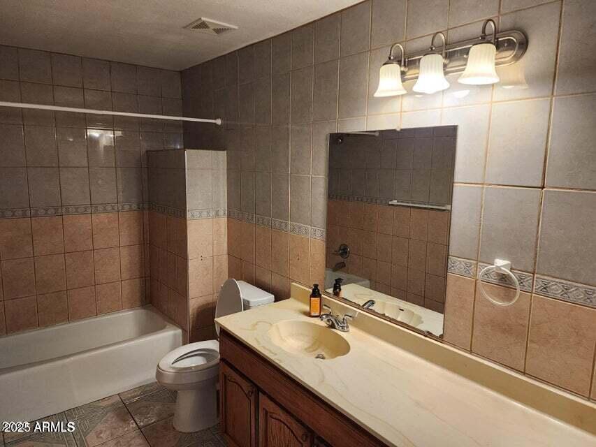 TOLSUN FARMS - Residential