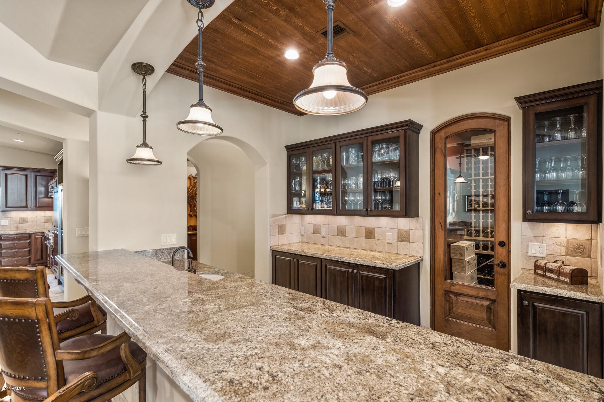 CAMELBACK COUNTRY CLUB ESTATES - Residential