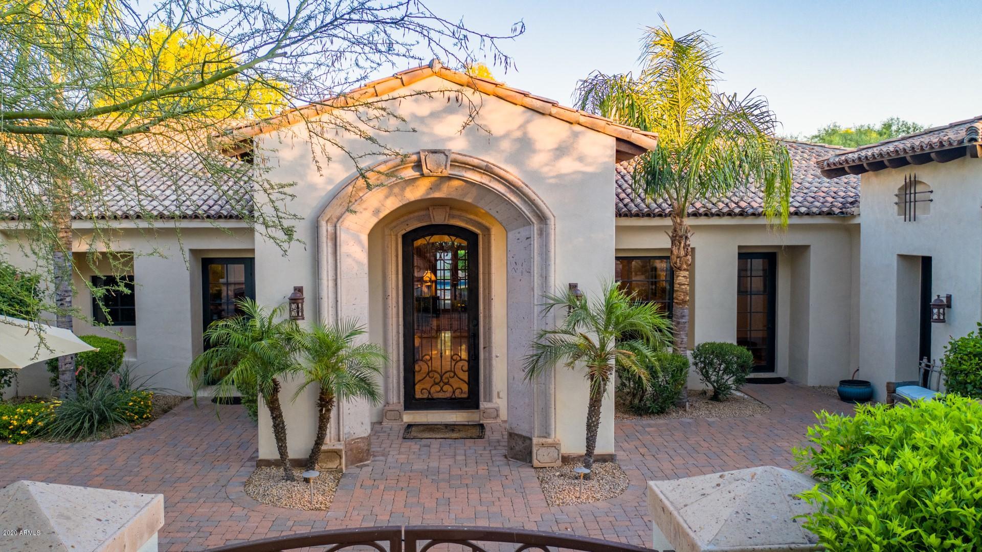 CAMELBACK COUNTRY CLUB ESTATES - Residential
