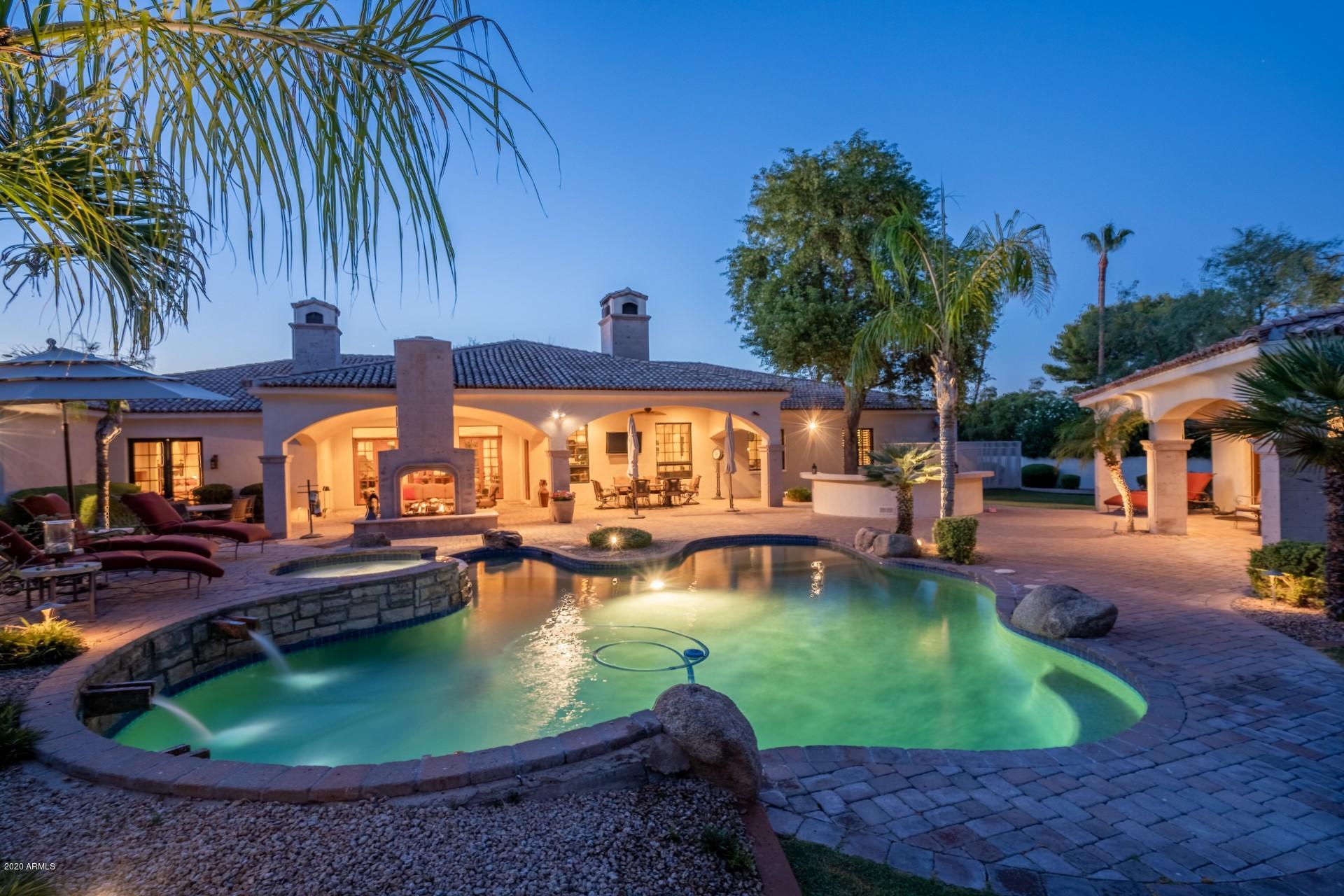 CAMELBACK COUNTRY CLUB ESTATES - Residential