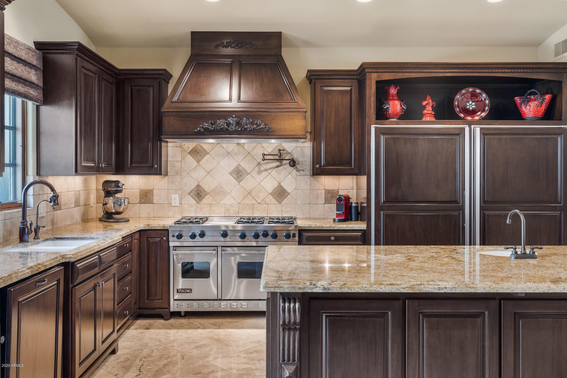CAMELBACK COUNTRY CLUB ESTATES - Residential