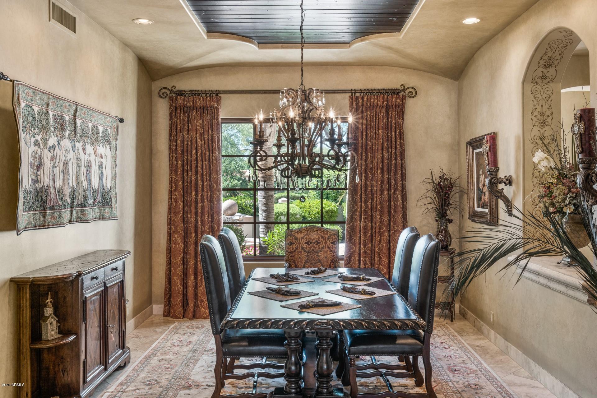 CAMELBACK COUNTRY CLUB ESTATES - Residential