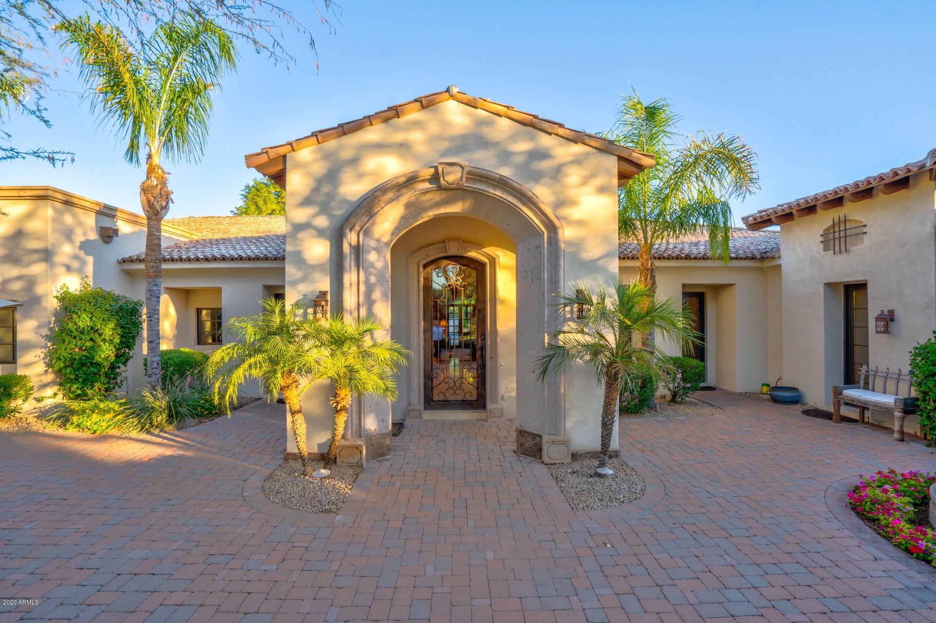 CAMELBACK COUNTRY CLUB ESTATES - Residential