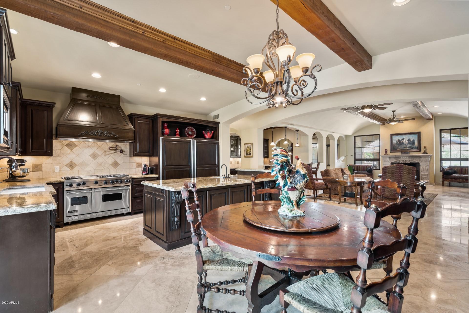 CAMELBACK COUNTRY CLUB ESTATES - Residential